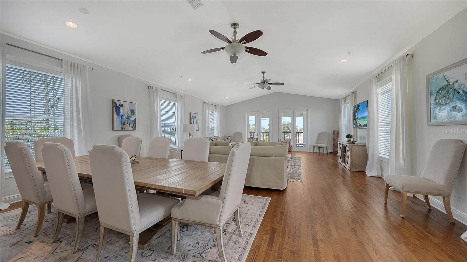 601 AVENIDA DE MAYO, SARASOTA, FL, 34242