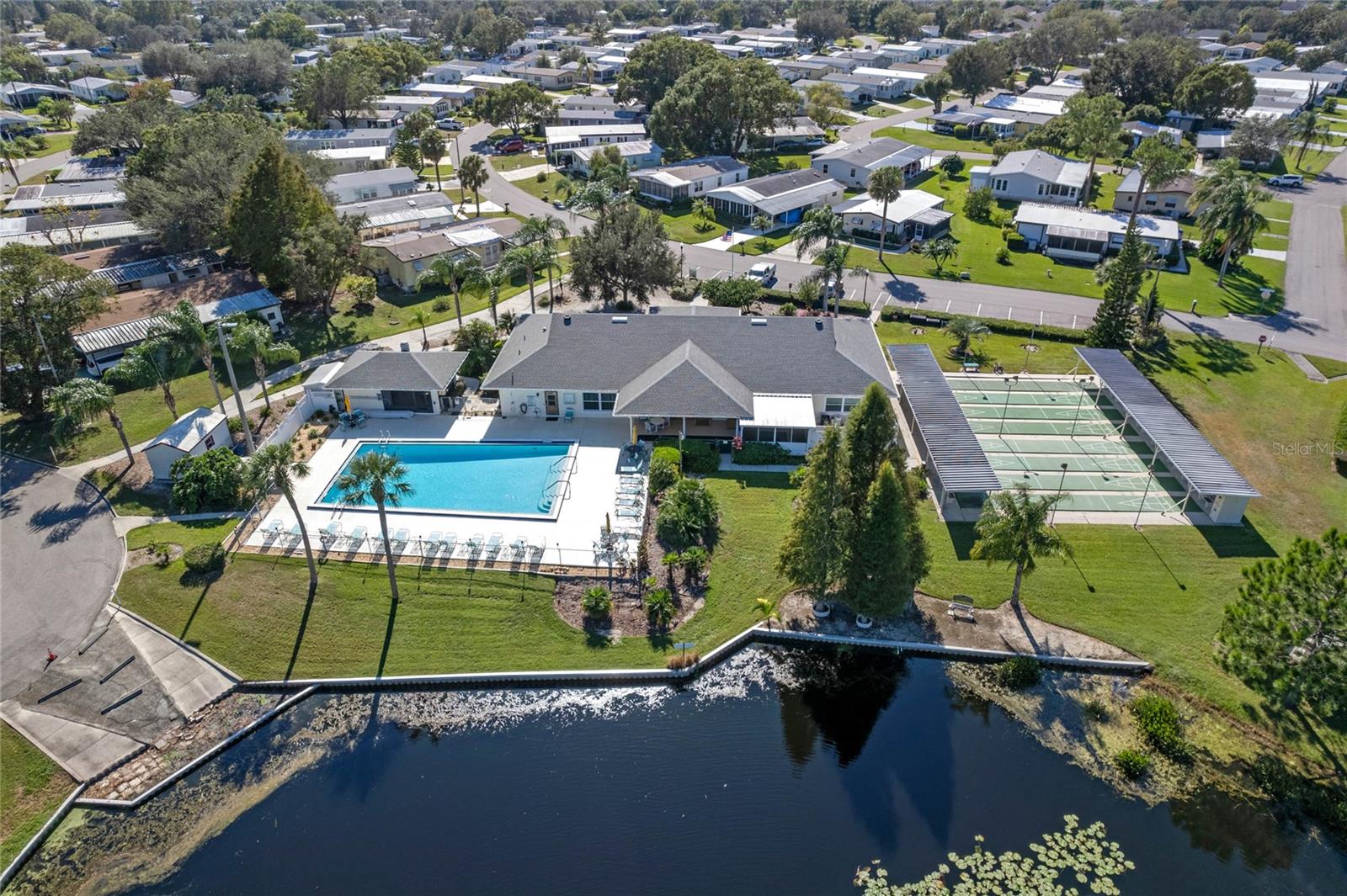 6053 SOUTHERN OAKS DR SE, WINTER HAVEN, FL, 33884