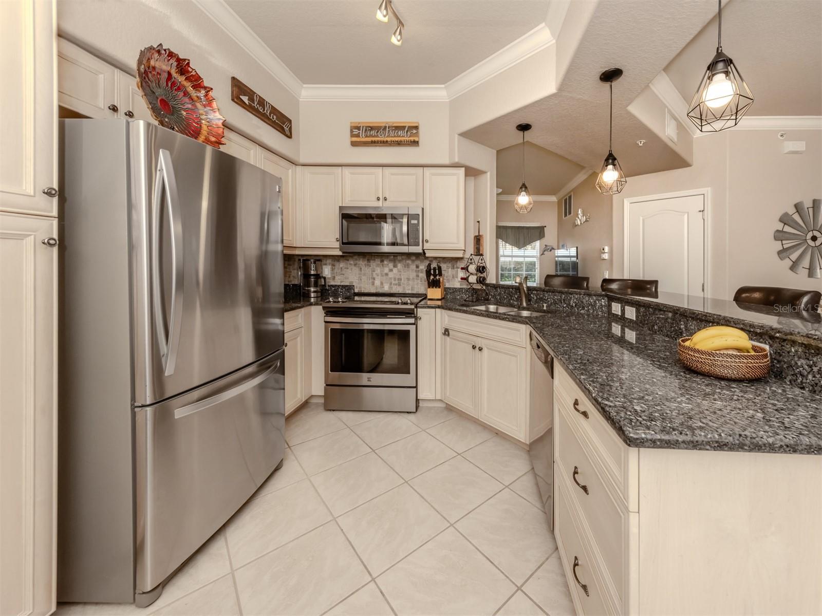 800 GARDENS EDGE DR #814, VENICE, FL, 34285