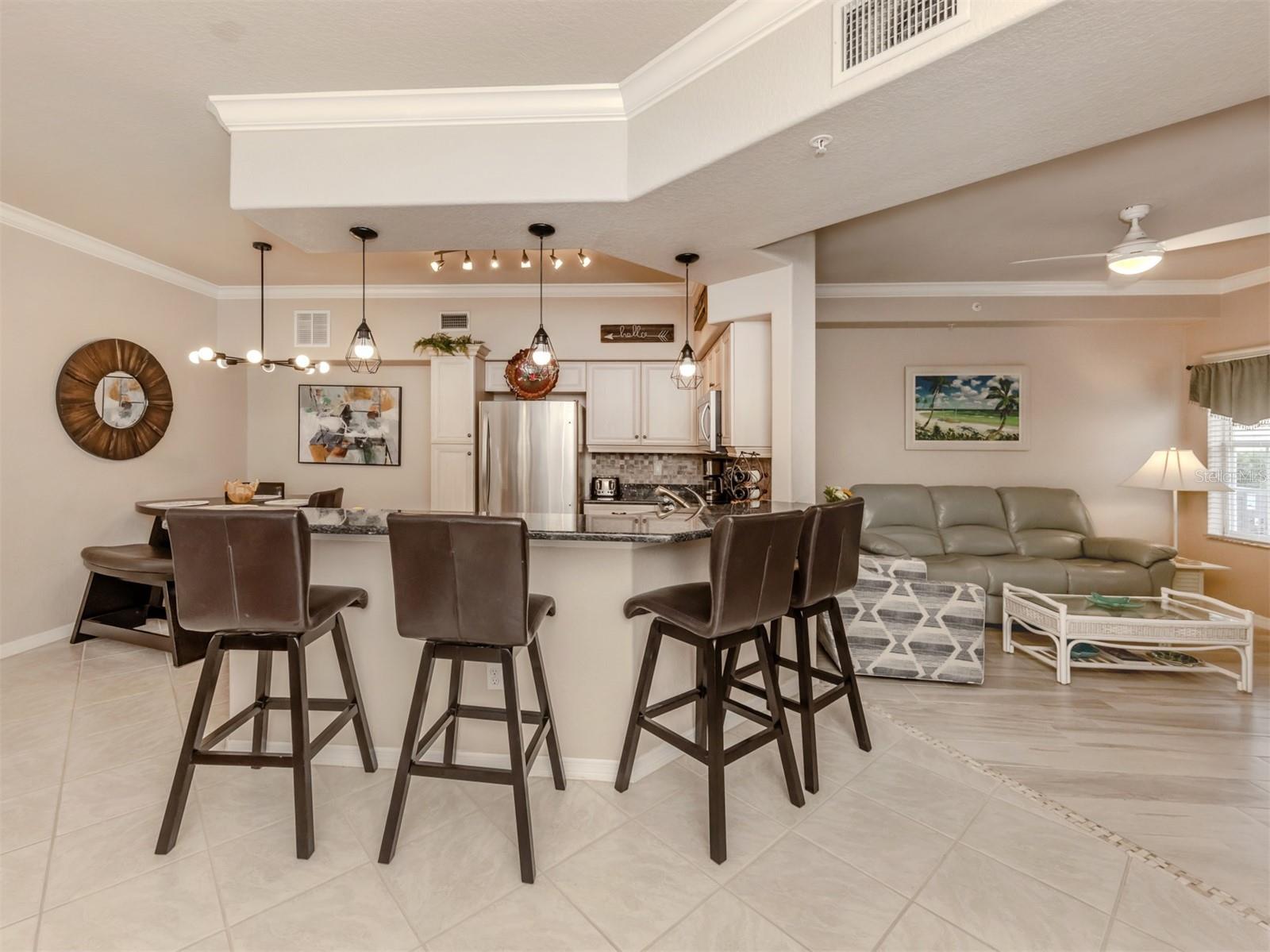 800 GARDENS EDGE DR #814, VENICE, FL, 34285