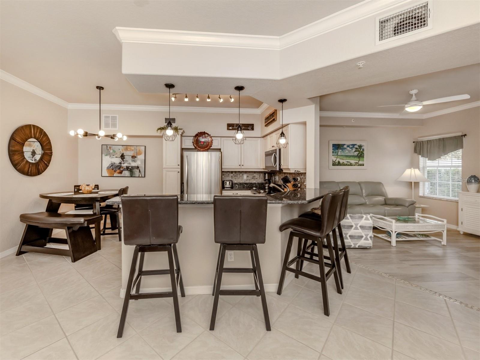 800 GARDENS EDGE DR #814, VENICE, FL, 34285