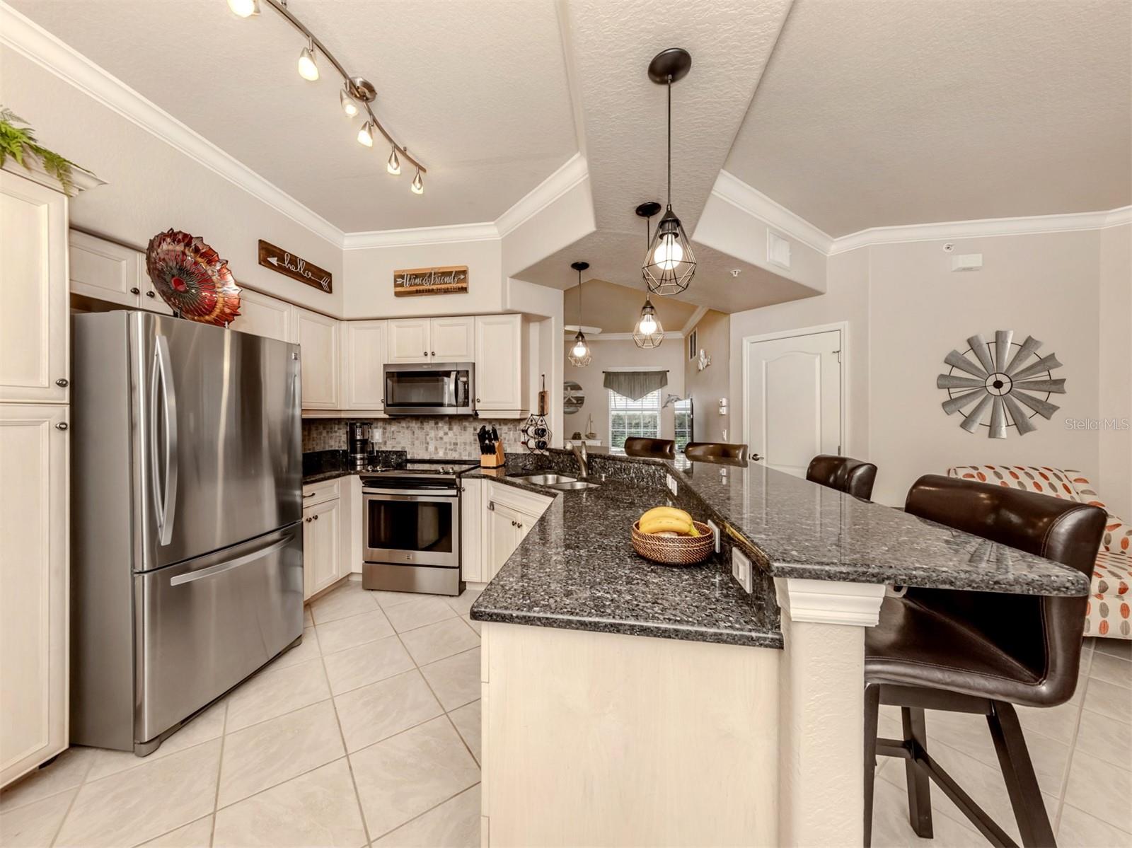 800 GARDENS EDGE DR #814, VENICE, FL, 34285