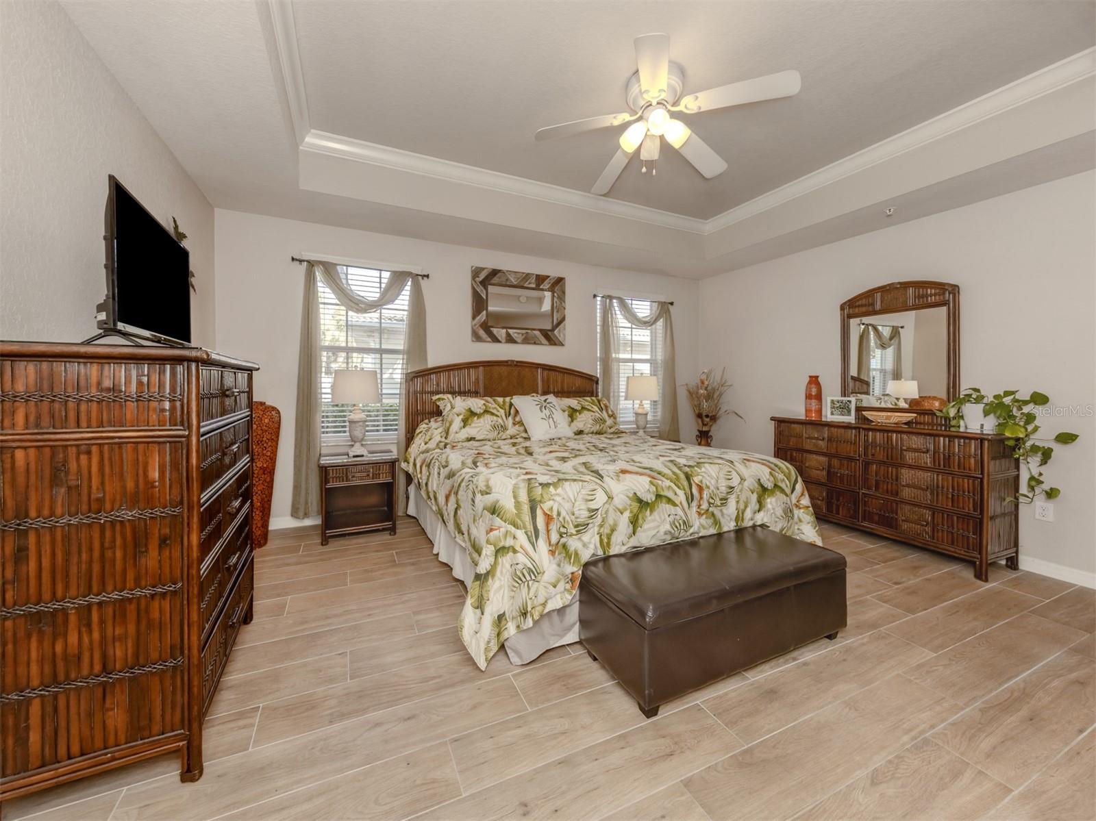 800 GARDENS EDGE DR #814, VENICE, FL, 34285
