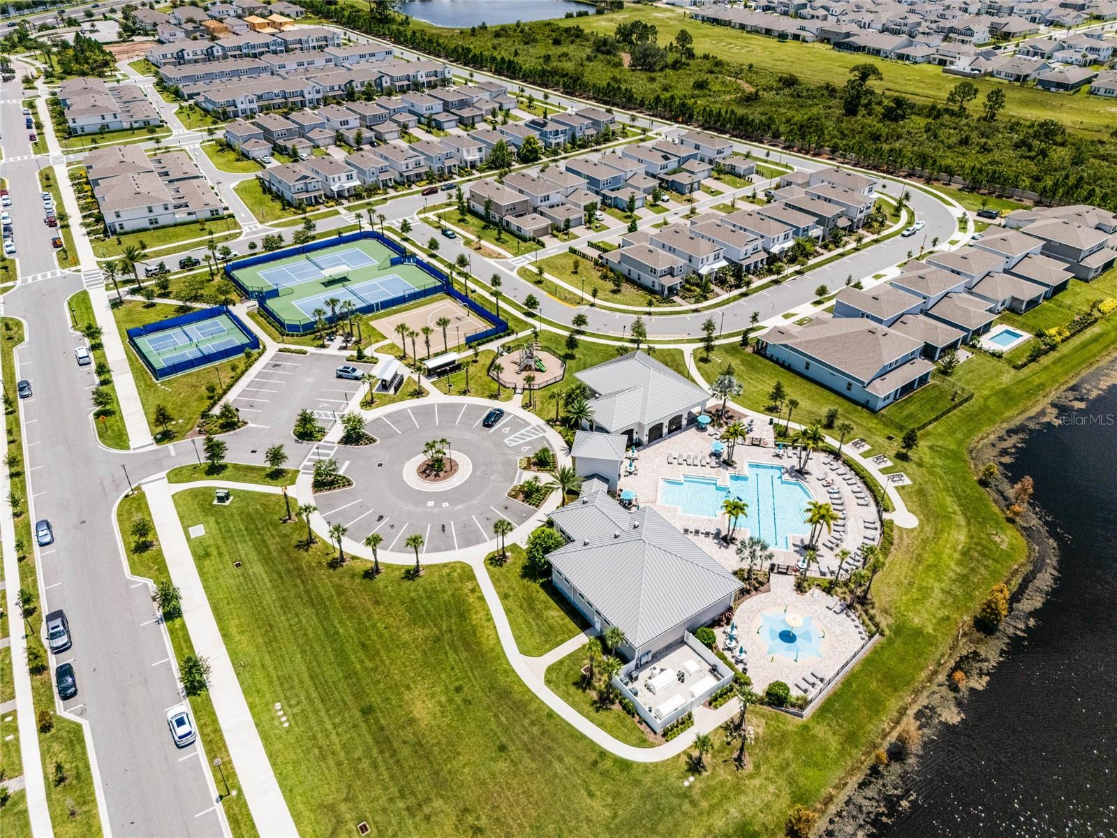 14218 LANIKAI BEACH DR, ORLANDO, FL, 32827