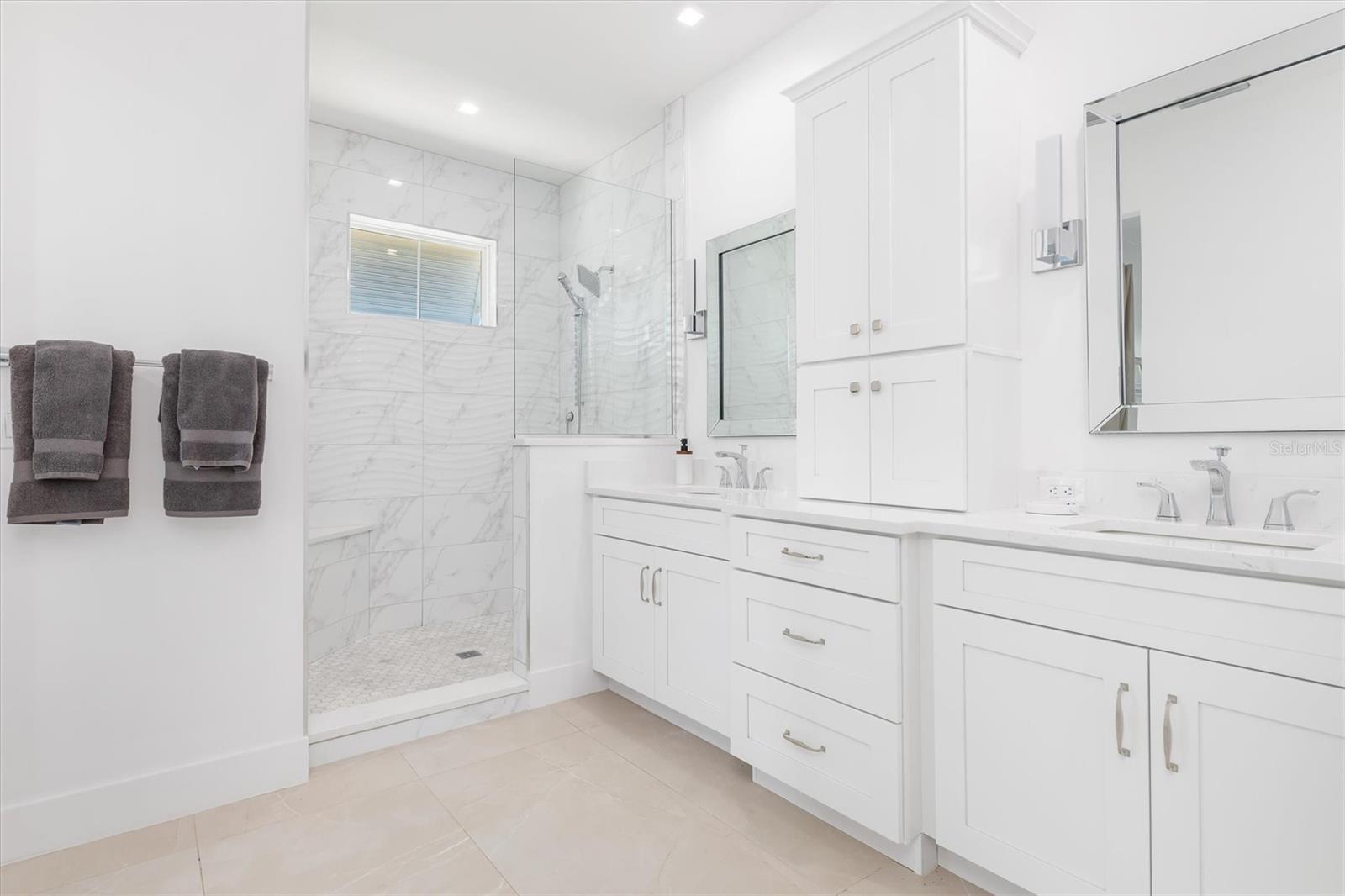 950 W OLYMPIA AVE, PUNTA GORDA, FL, 33950