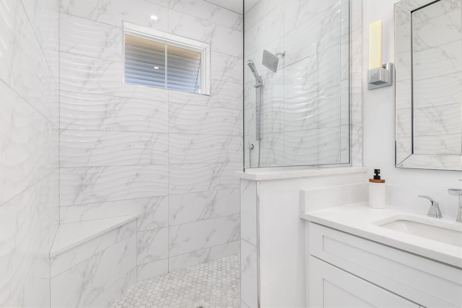 950 W OLYMPIA AVE, PUNTA GORDA, FL, 33950