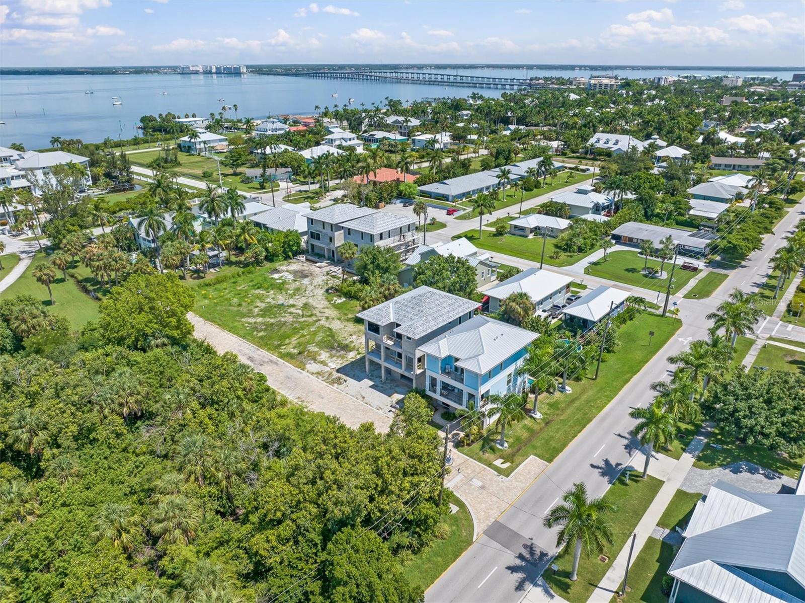 950 W OLYMPIA AVE, PUNTA GORDA, FL, 33950