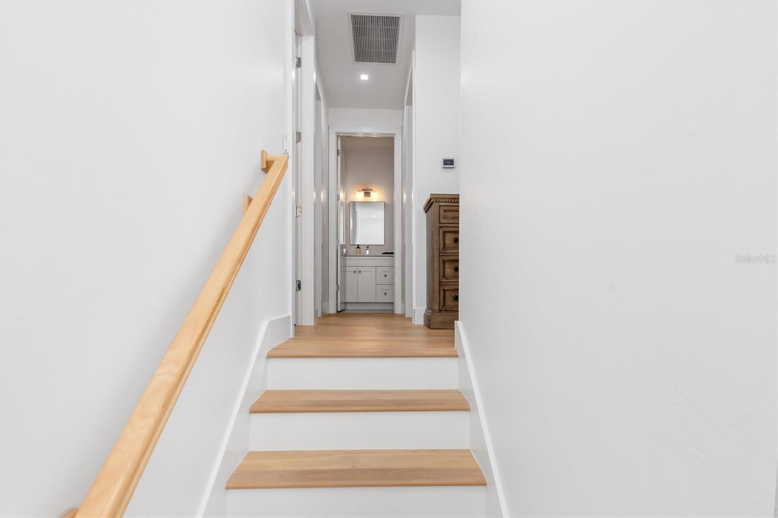 950 W OLYMPIA AVE, PUNTA GORDA, FL, 33950