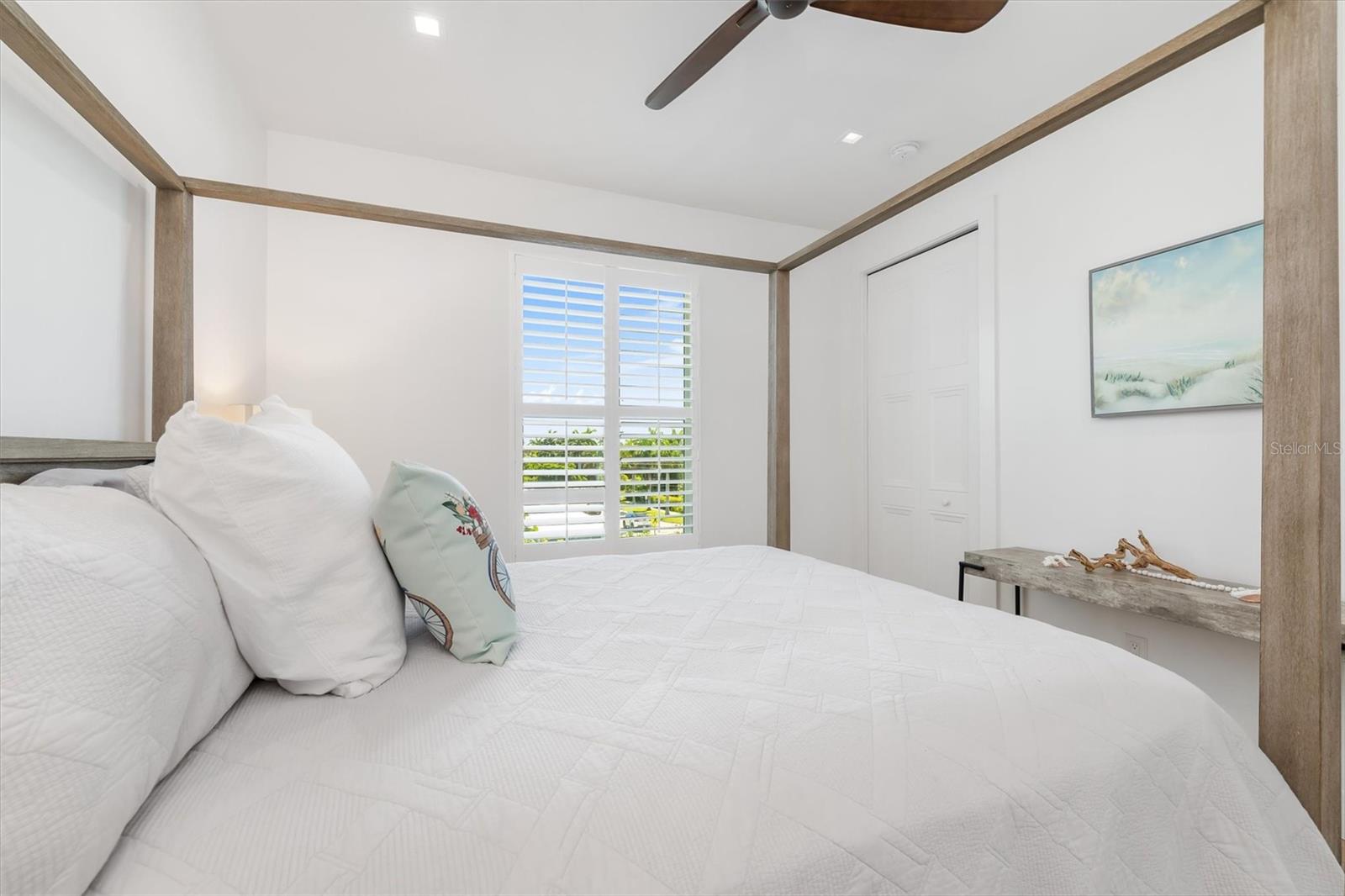 950 W OLYMPIA AVE, PUNTA GORDA, FL, 33950