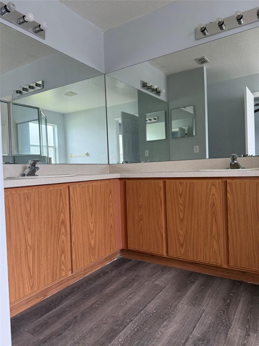 1117 CAMBOURNE DR, KISSIMMEE, FL, 34758