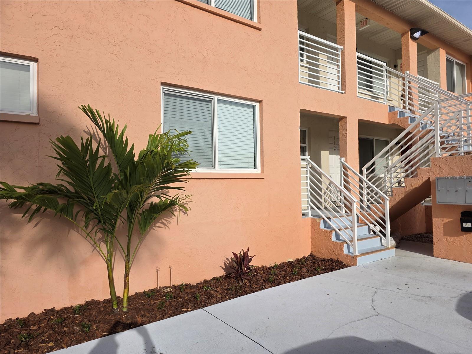 2820 DUPONT ST S #203, GULFPORT, FL, 33707