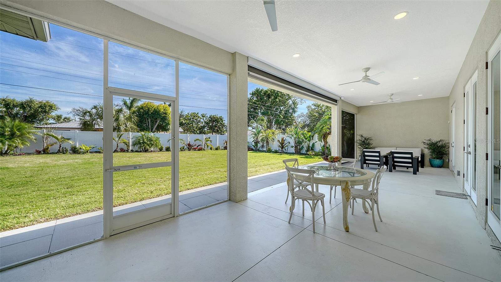 1111 MALLORCA DR, BRADENTON, FL, 34209
