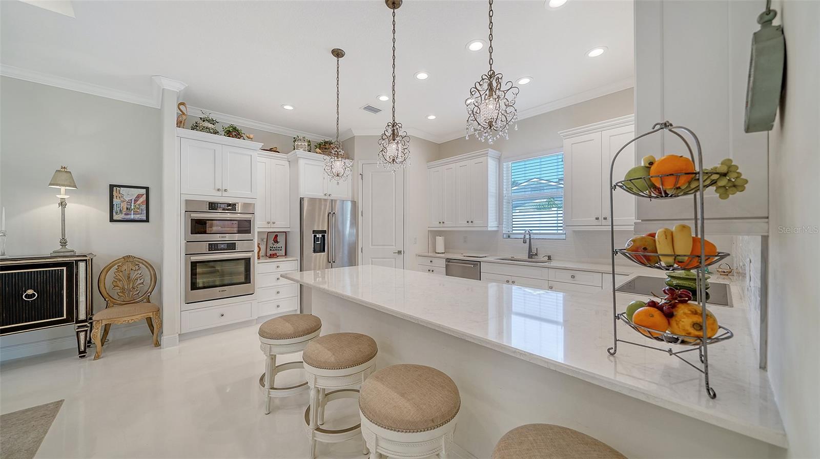 1111 MALLORCA DR, BRADENTON, FL, 34209
