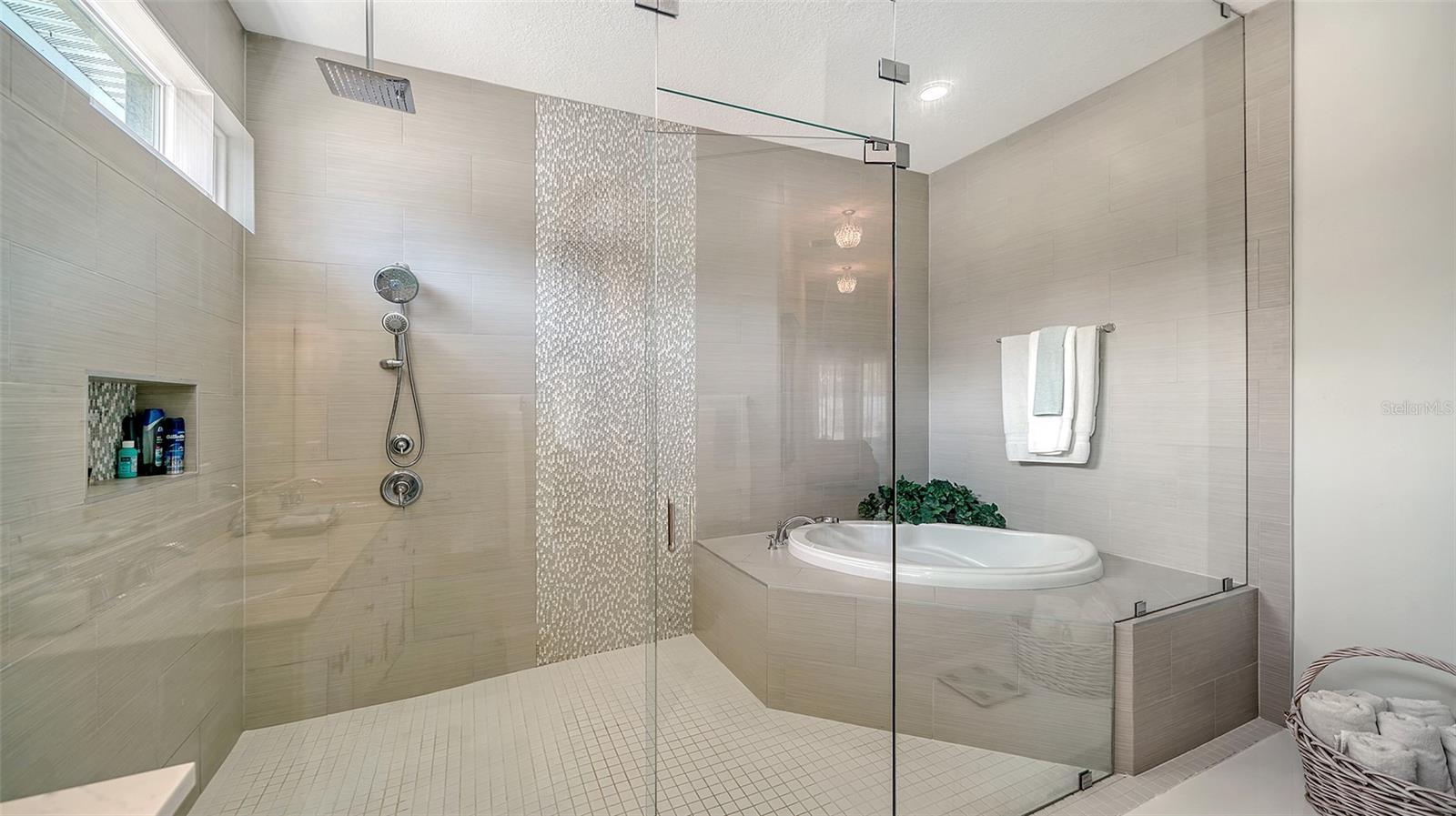 1111 MALLORCA DR, BRADENTON, FL, 34209