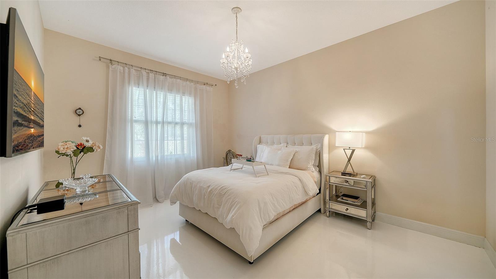 1111 MALLORCA DR, BRADENTON, FL, 34209