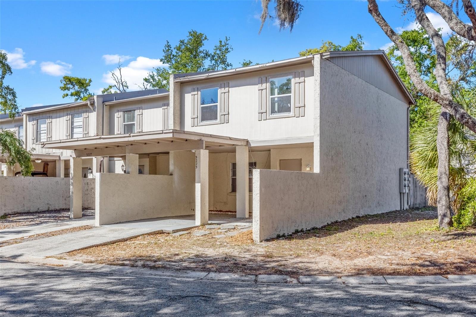 5225 TENNIS COURT CIR #5225, TAMPA, FL, 33617