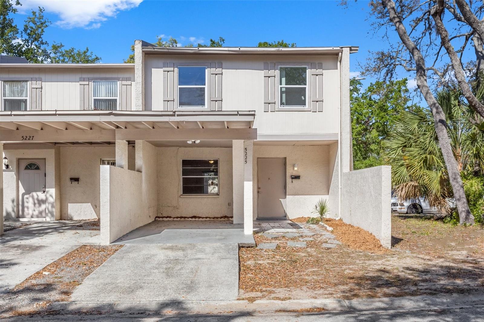 5225 TENNIS COURT CIR #5225, TAMPA, FL, 33617