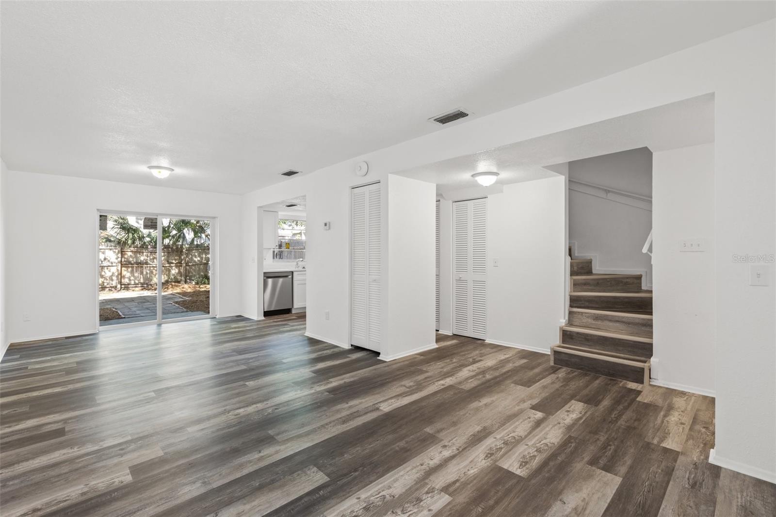 5225 TENNIS COURT CIR #5225, TAMPA, FL, 33617