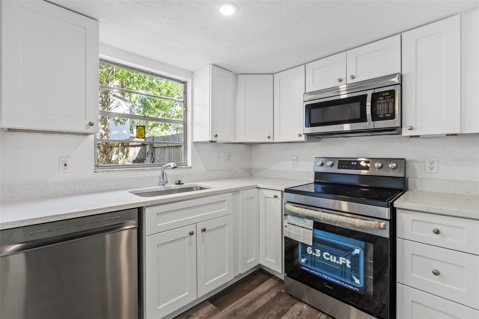 5225 TENNIS COURT CIR #5225, TAMPA, FL, 33617