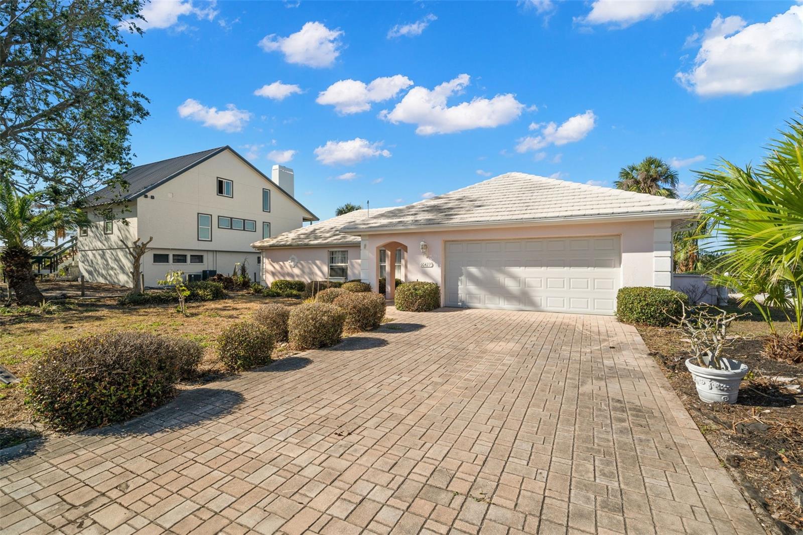 10427 SPOONBILL RD W, BRADENTON, FL, 34209