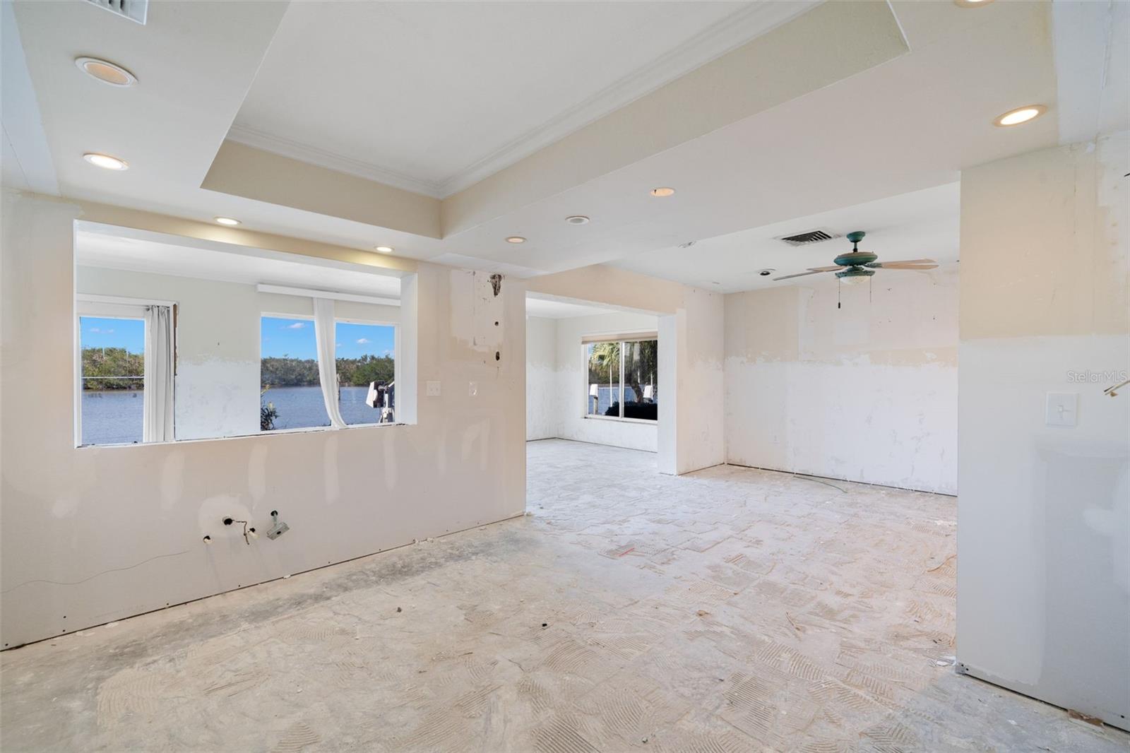 10427 SPOONBILL RD W, BRADENTON, FL, 34209