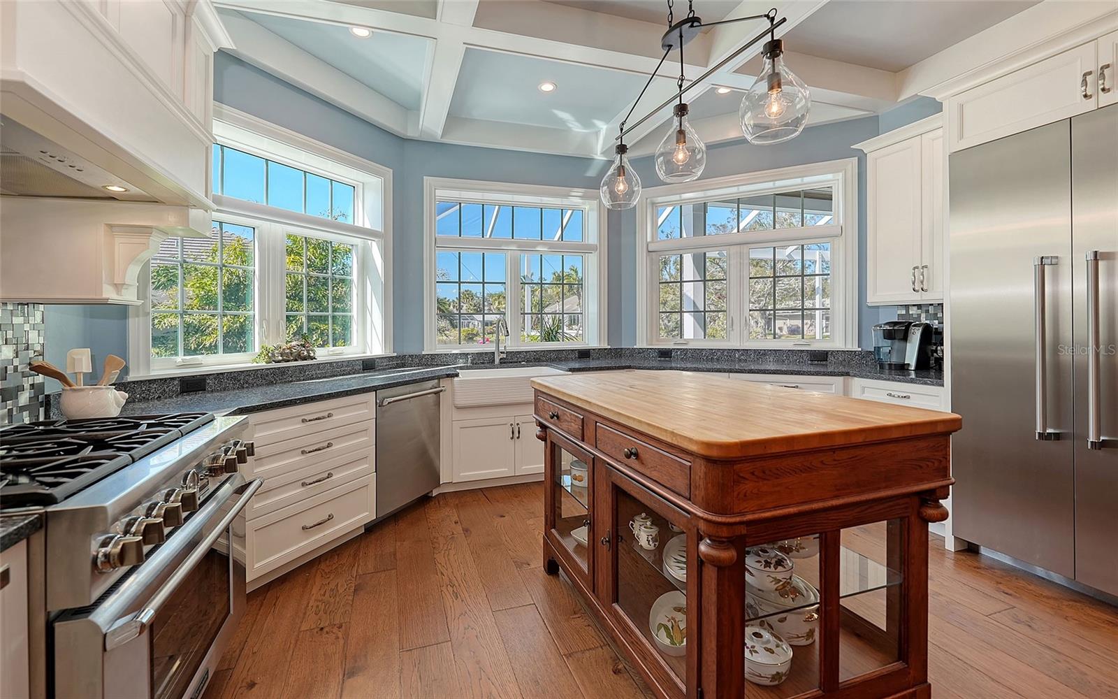 A4641145 Property Photo