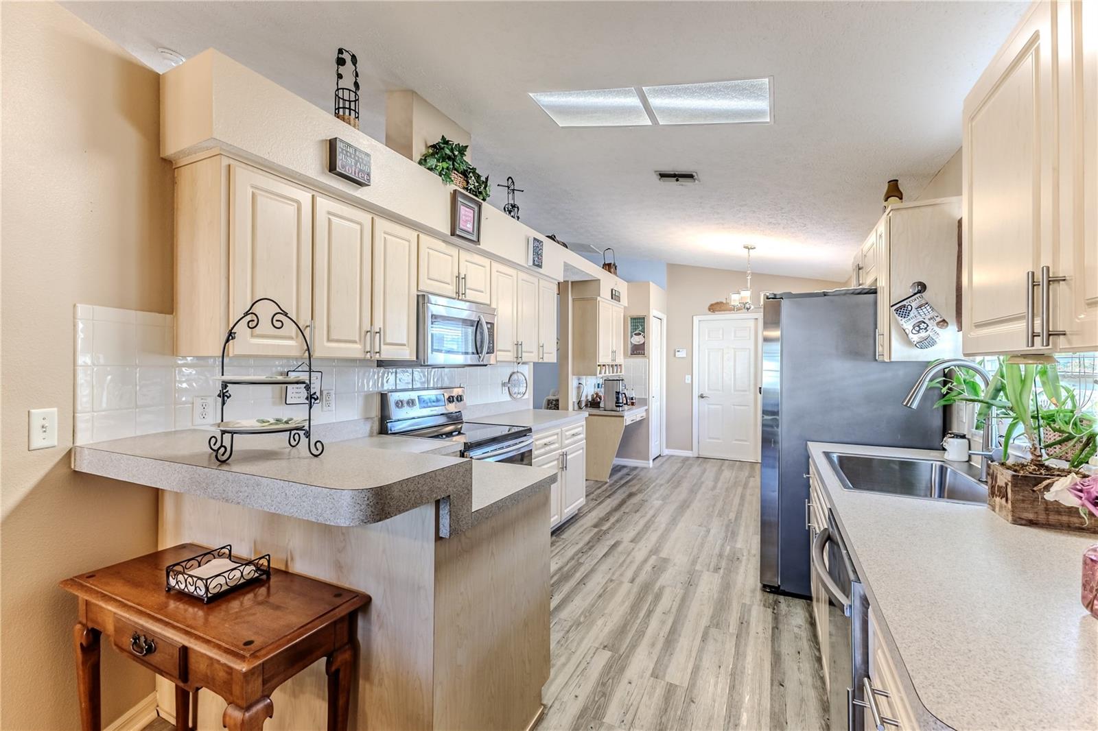 7928 FASHION LOOP, NEW PORT RICHEY, FL, 34654