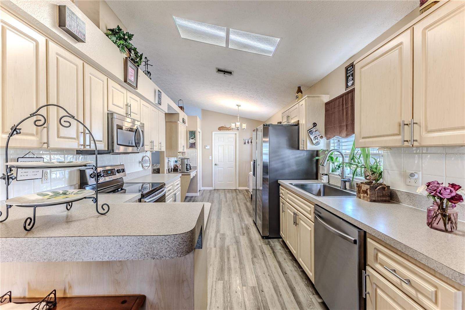 7928 FASHION LOOP, NEW PORT RICHEY, FL, 34654
