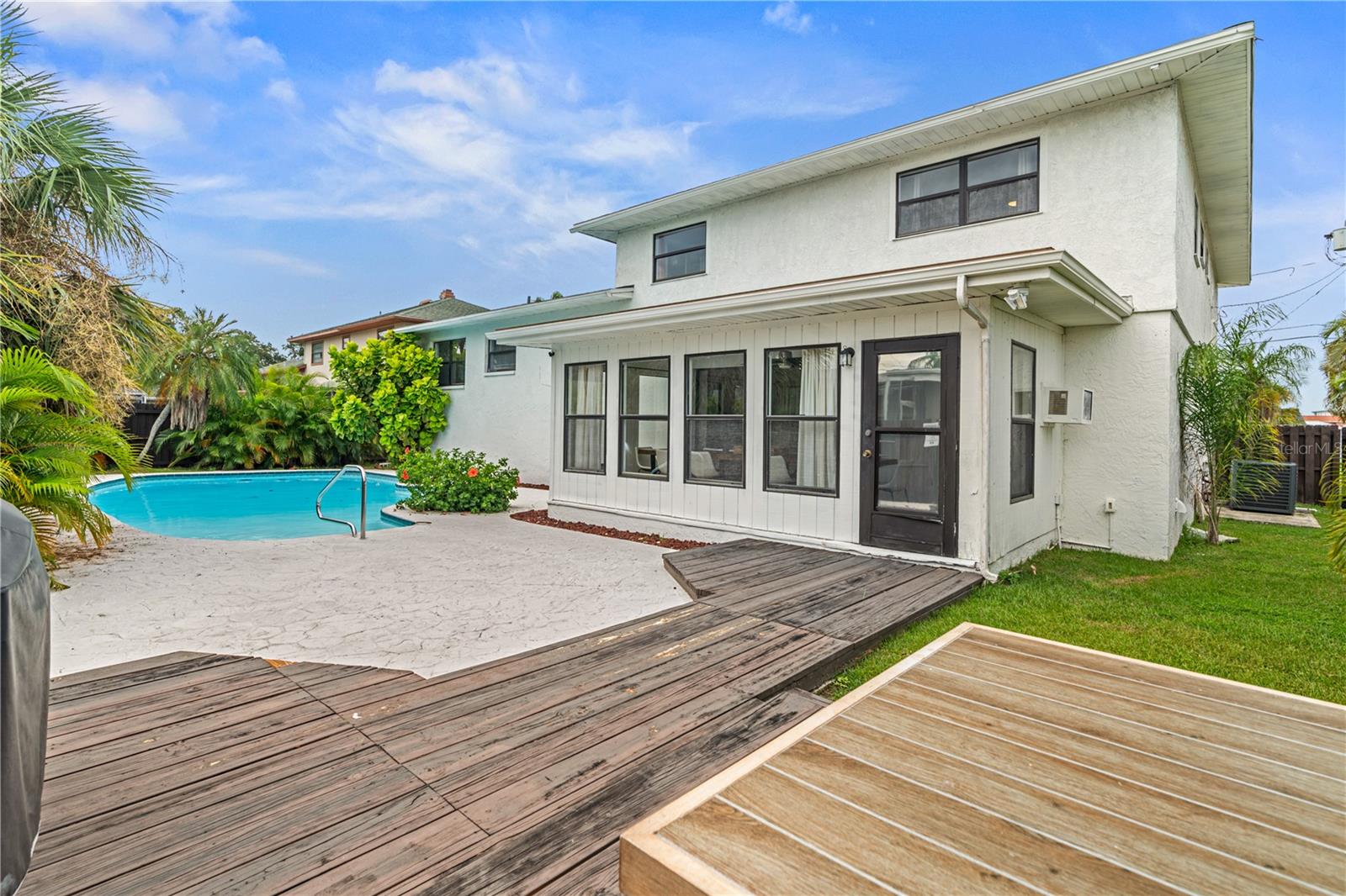 1731 CLEARWATER HARBOR DR, LARGO, FL, 33770