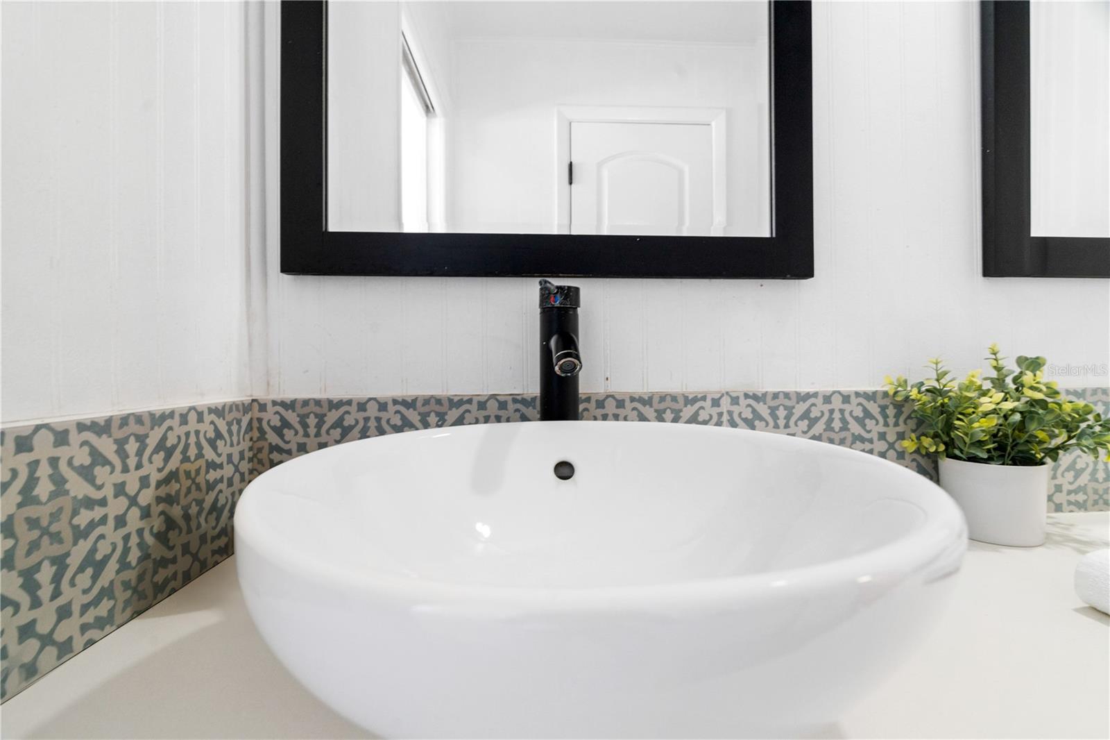 1731 CLEARWATER HARBOR DR, LARGO, FL, 33770