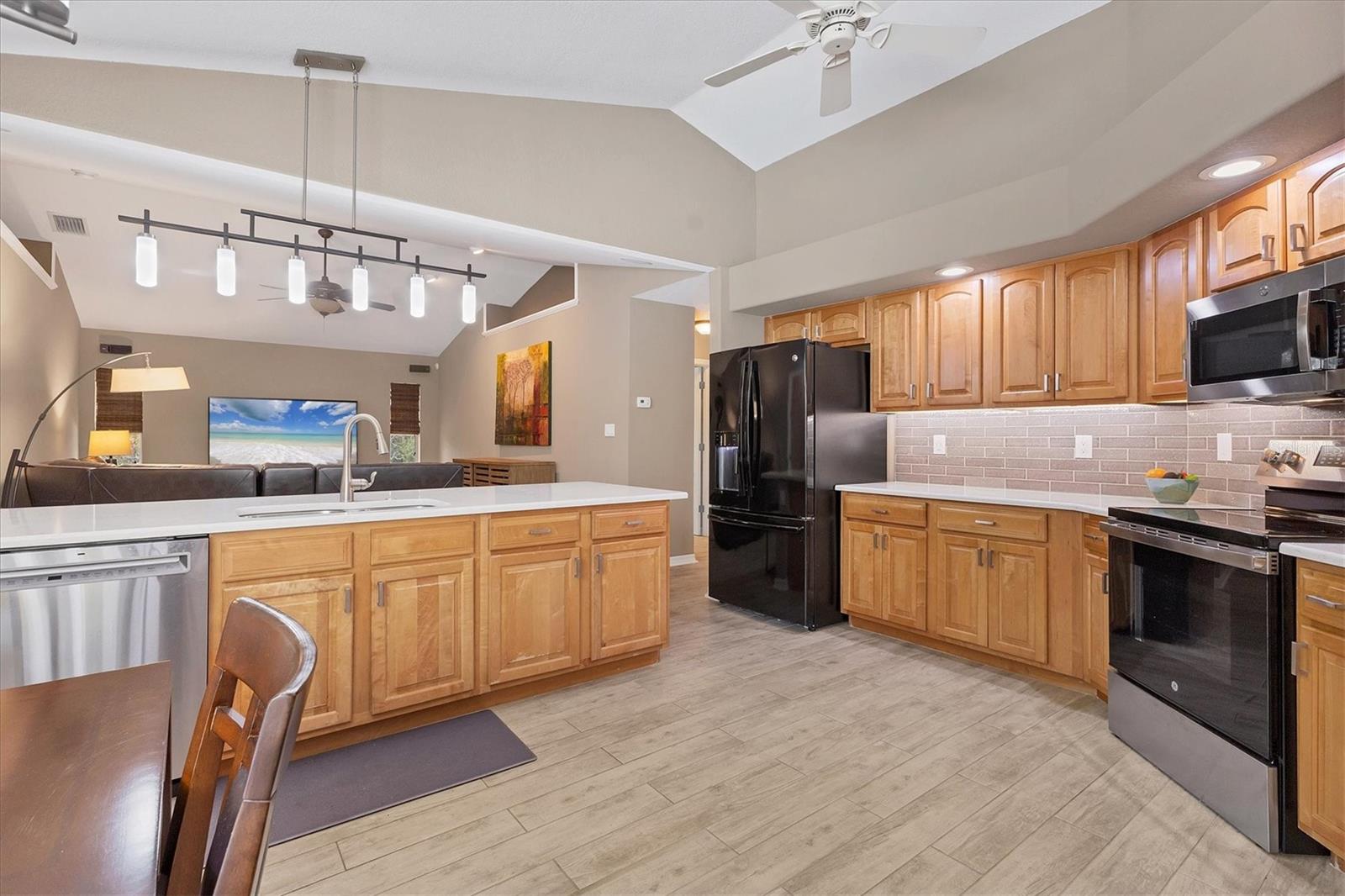 4050 ROCK CREEK DR, PORT CHARLOTTE, FL, 33948