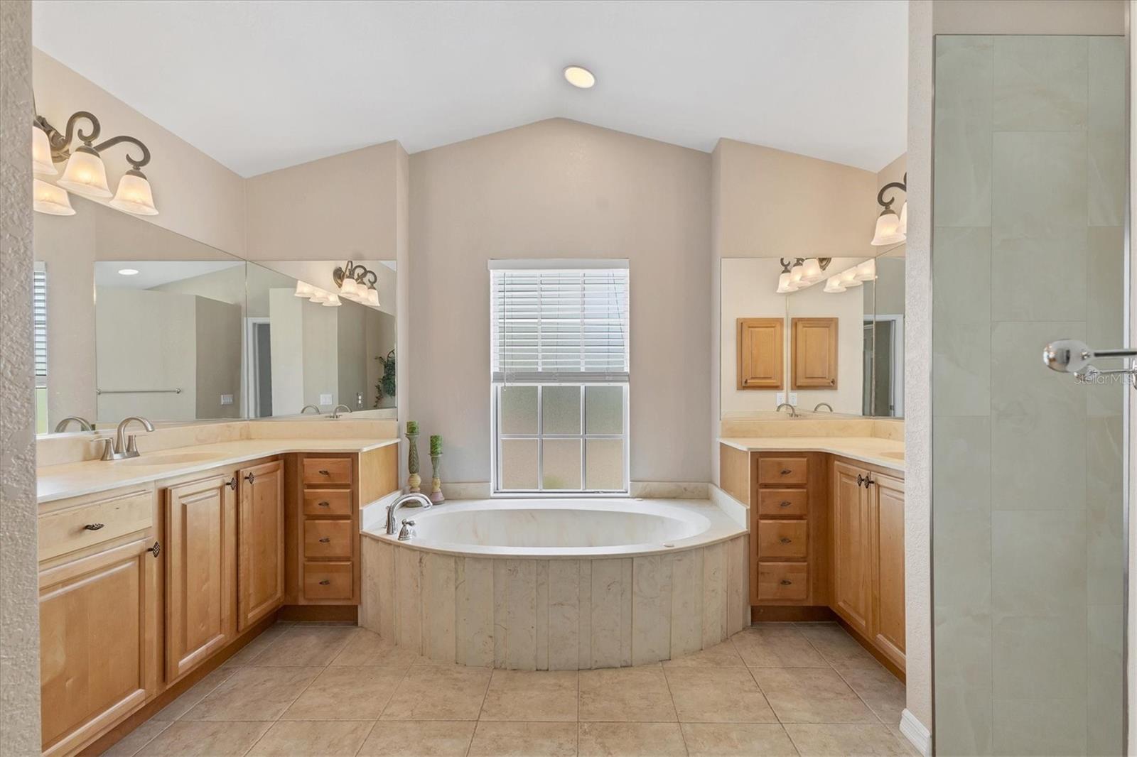 4050 ROCK CREEK DR, PORT CHARLOTTE, FL, 33948