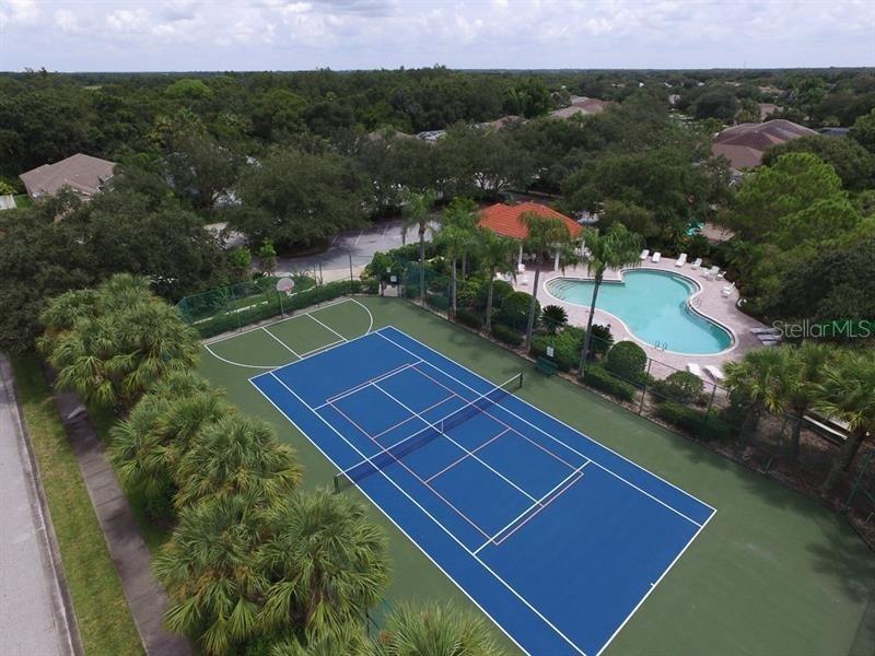 5635 GOLF POINTE DR #101, SARASOTA, FL, 34243