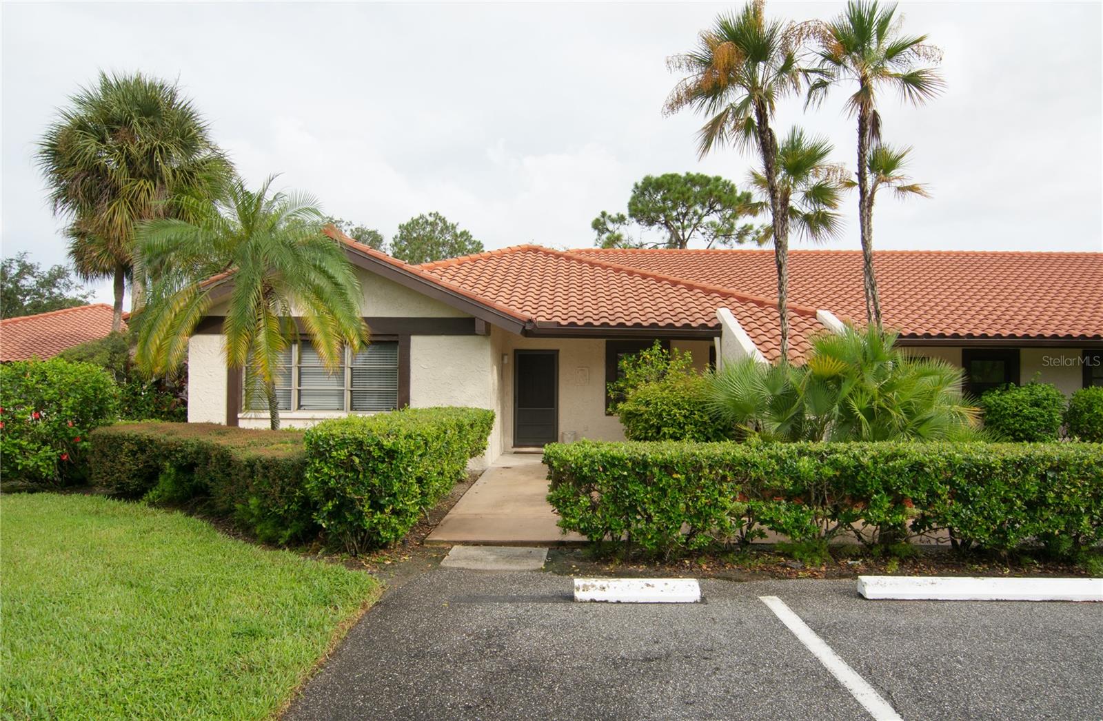 5635 GOLF POINTE DR #101, SARASOTA, FL, 34243
