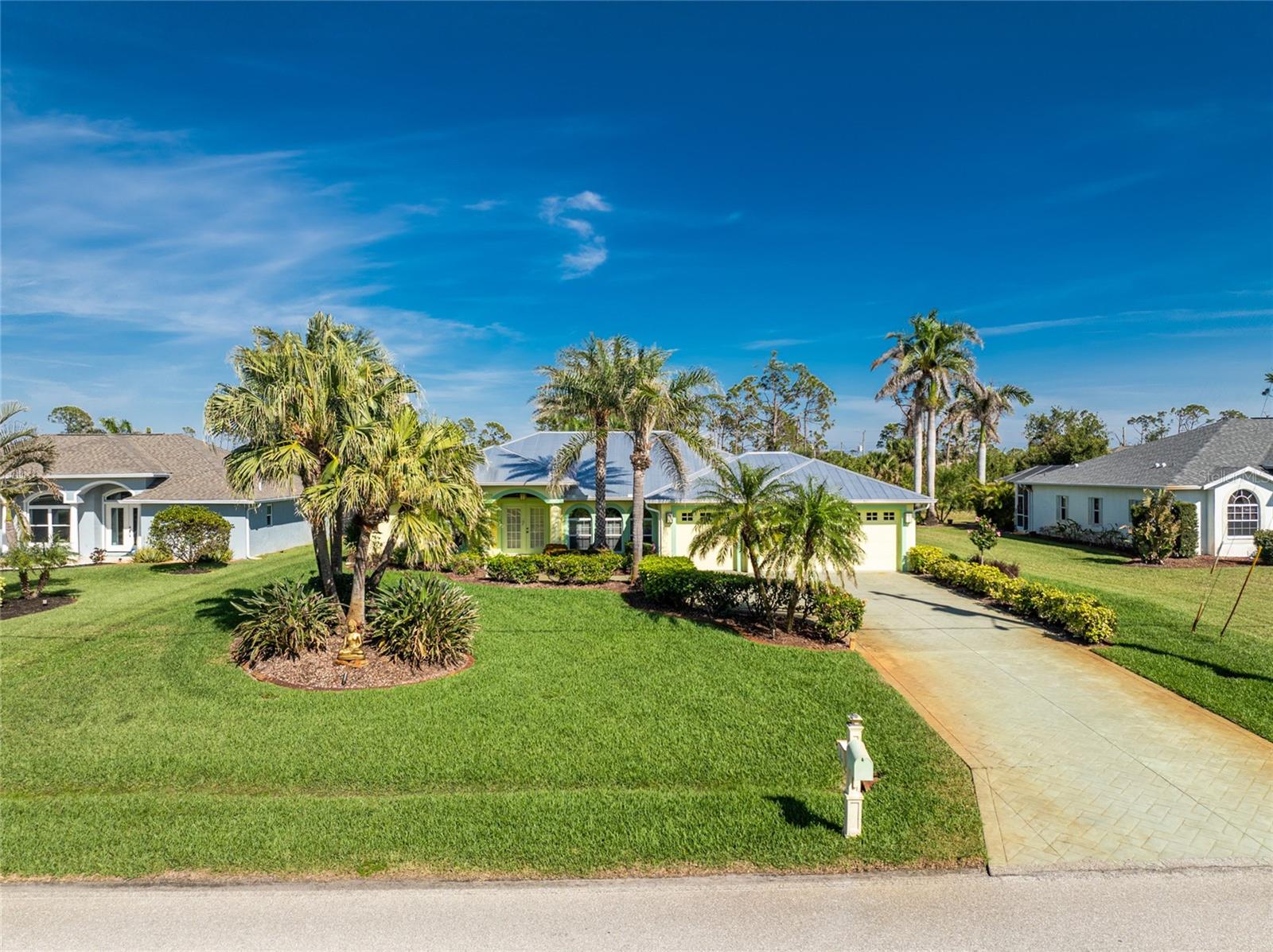 817 BOUNDARY BLVD, ROTONDA WEST, FL, 33947