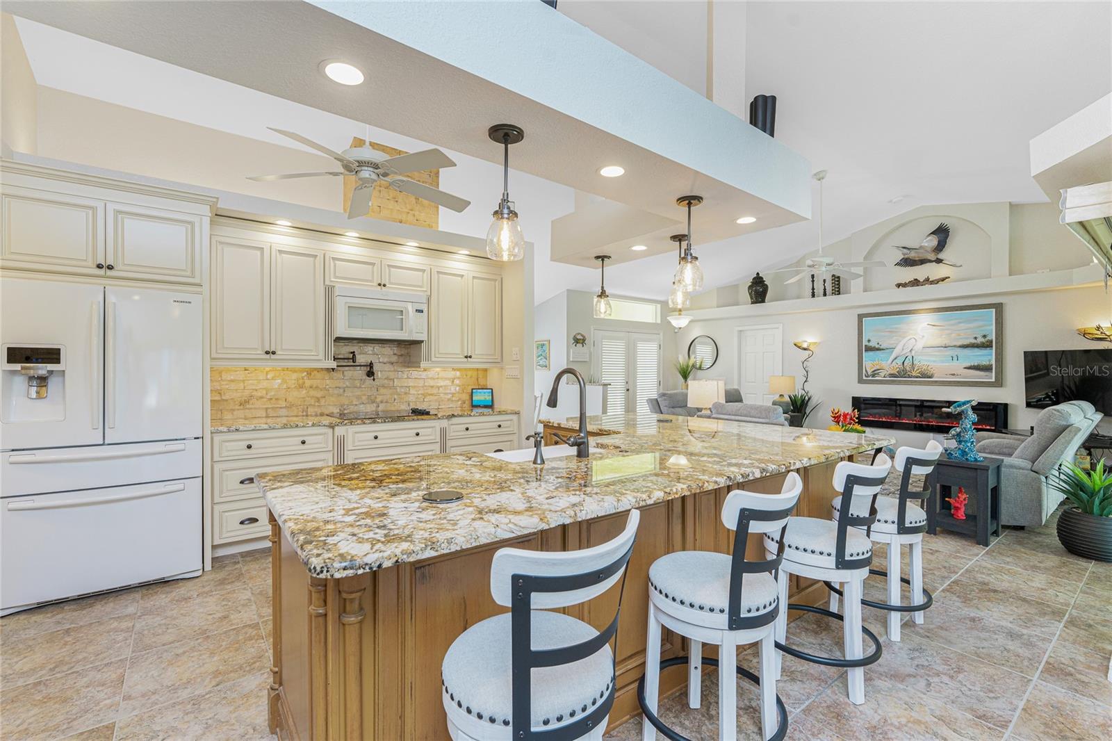 817 BOUNDARY BLVD, ROTONDA WEST, FL, 33947