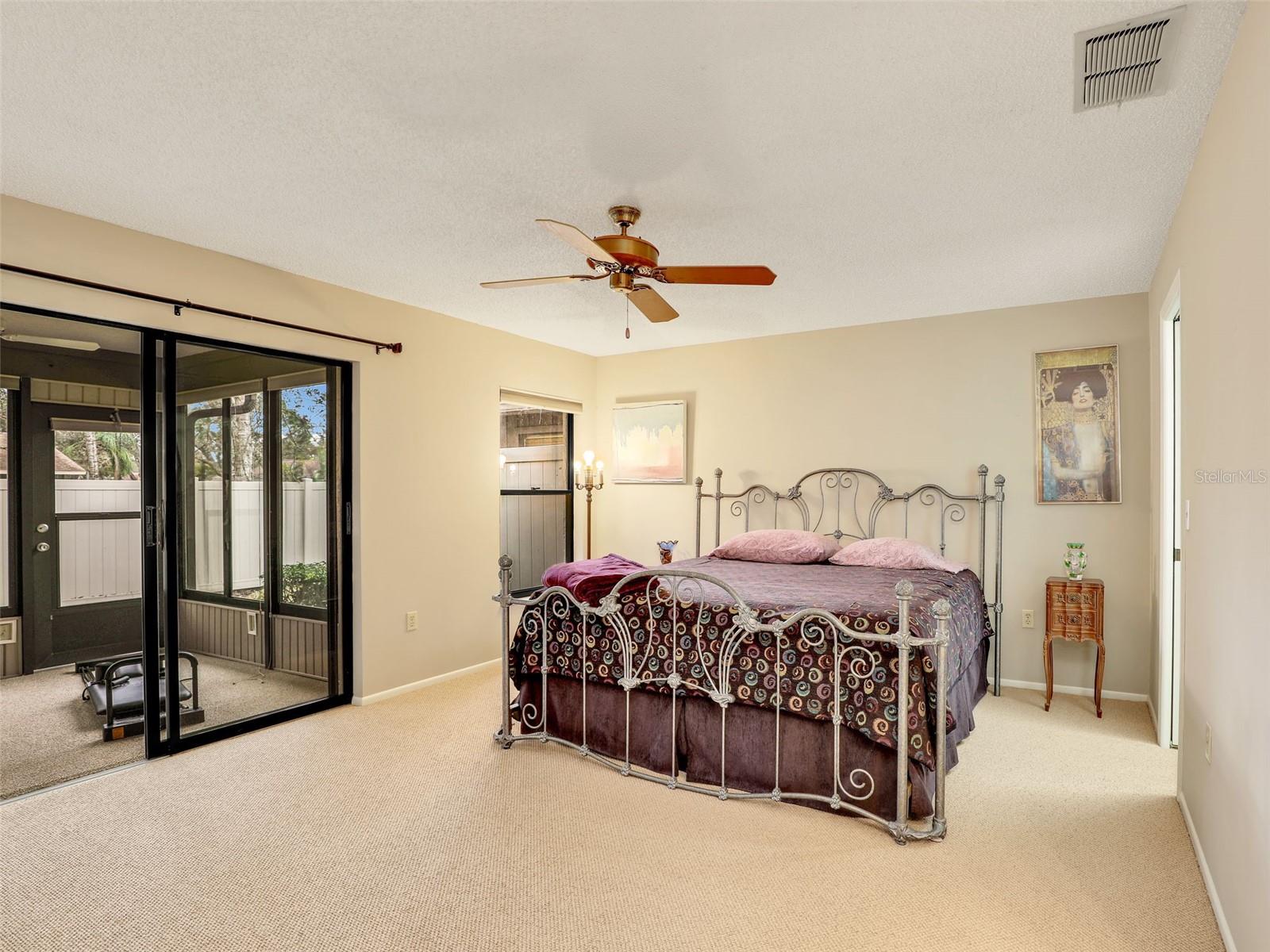 623 OAK HILL CIR #28, SARASOTA, FL, 34232
