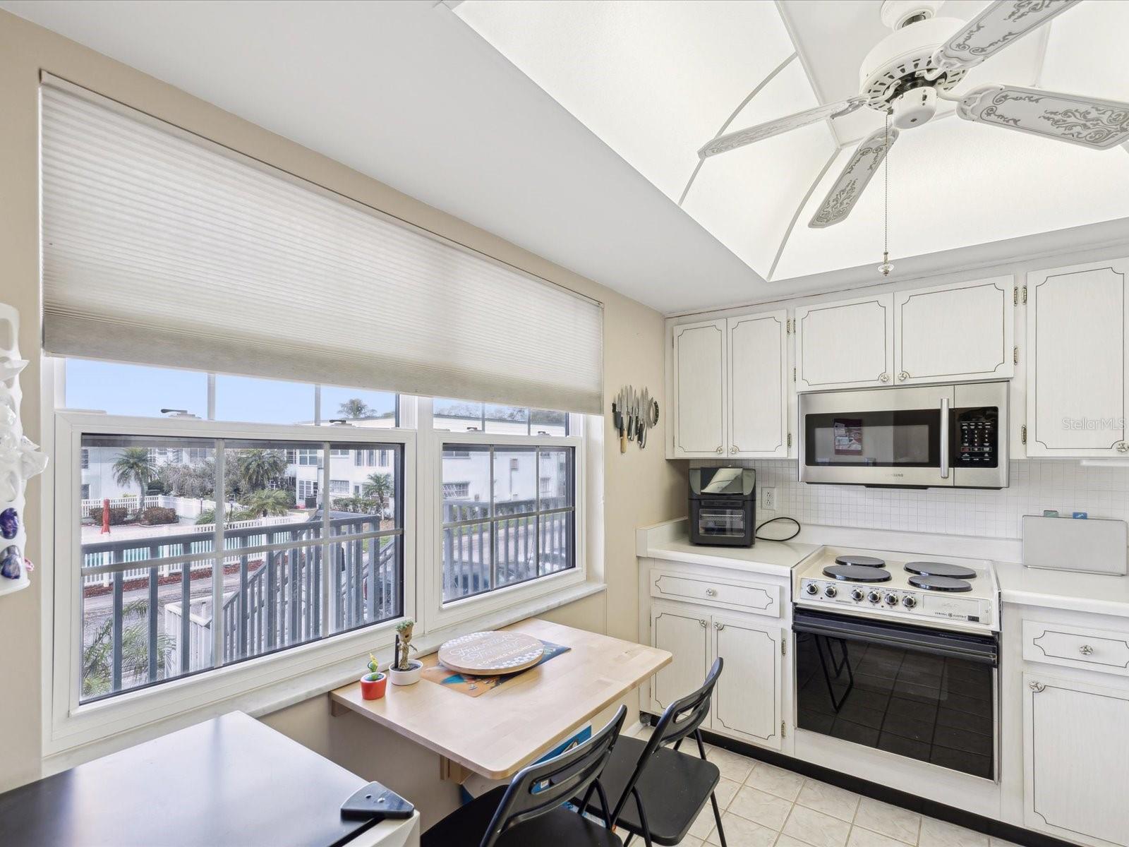 1433 S BELCHER RD #F20, CLEARWATER, FL, 33764