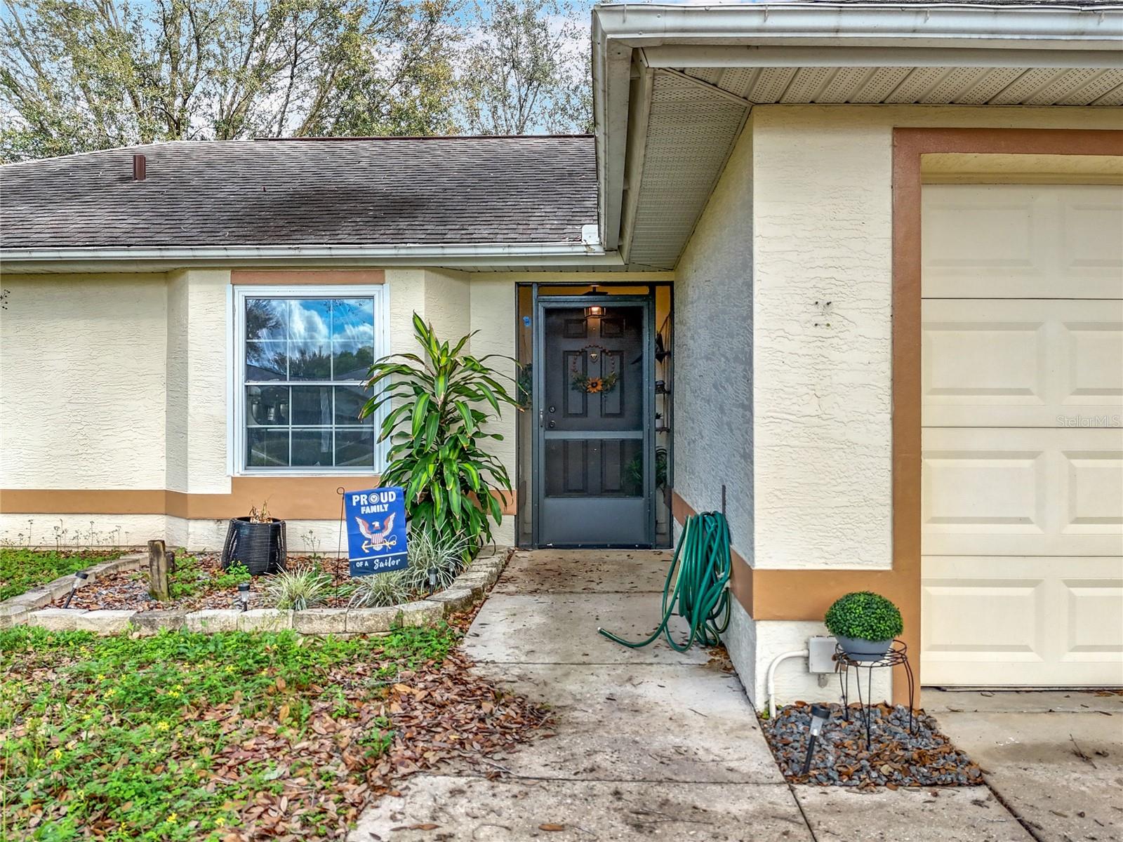 37042 SANDY LN, GRAND ISLAND, FL, 32735
