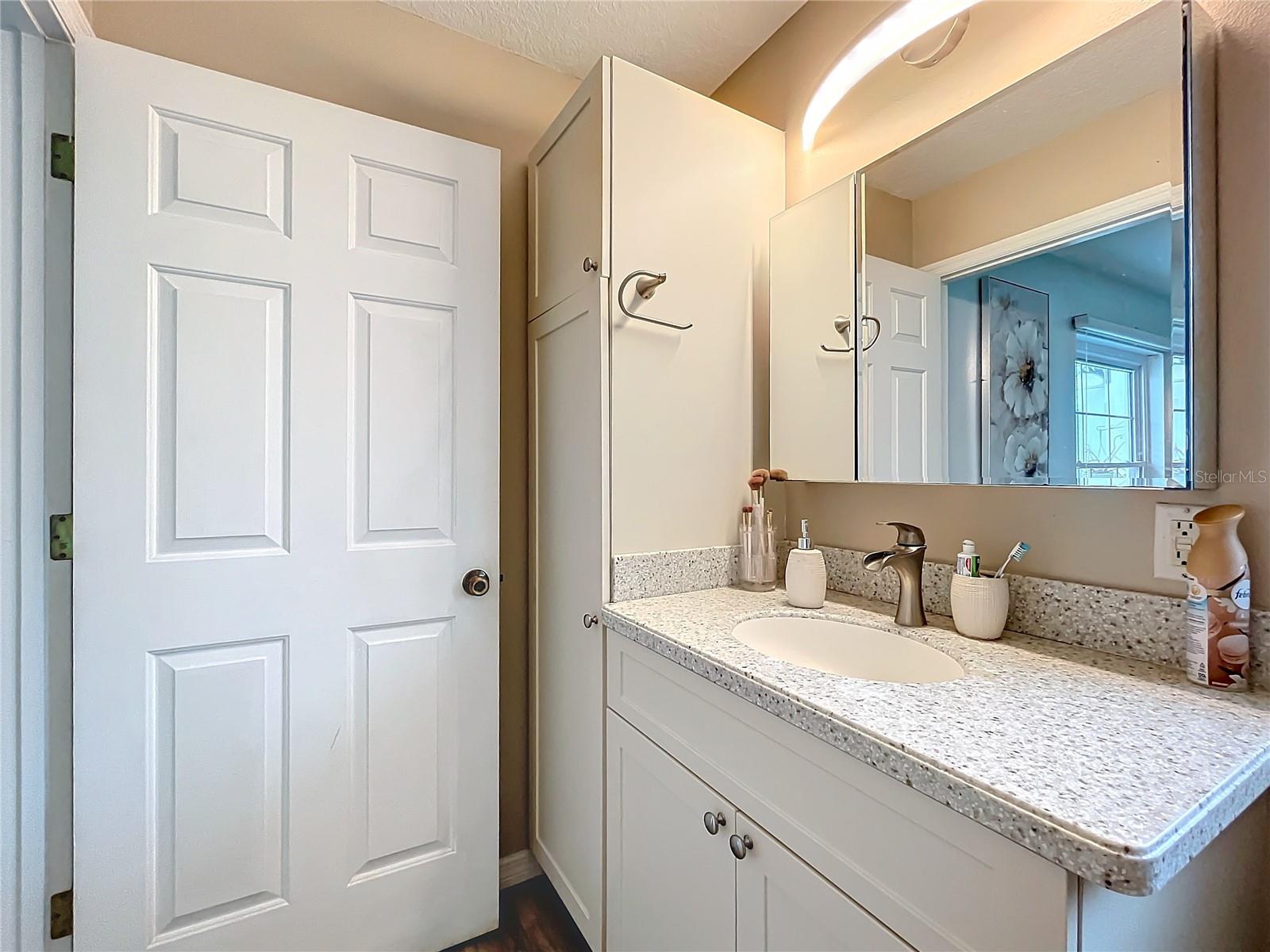 37042 SANDY LN, GRAND ISLAND, FL, 32735