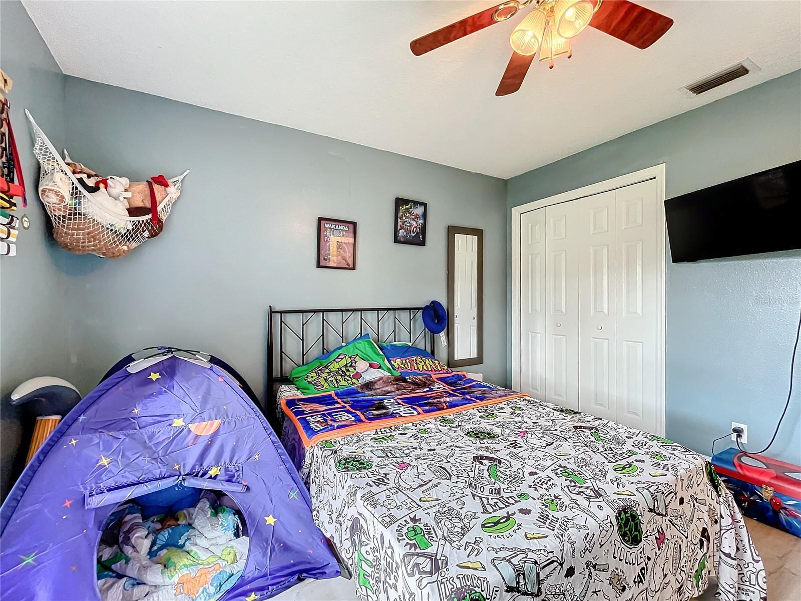 37042 SANDY LN, GRAND ISLAND, FL, 32735