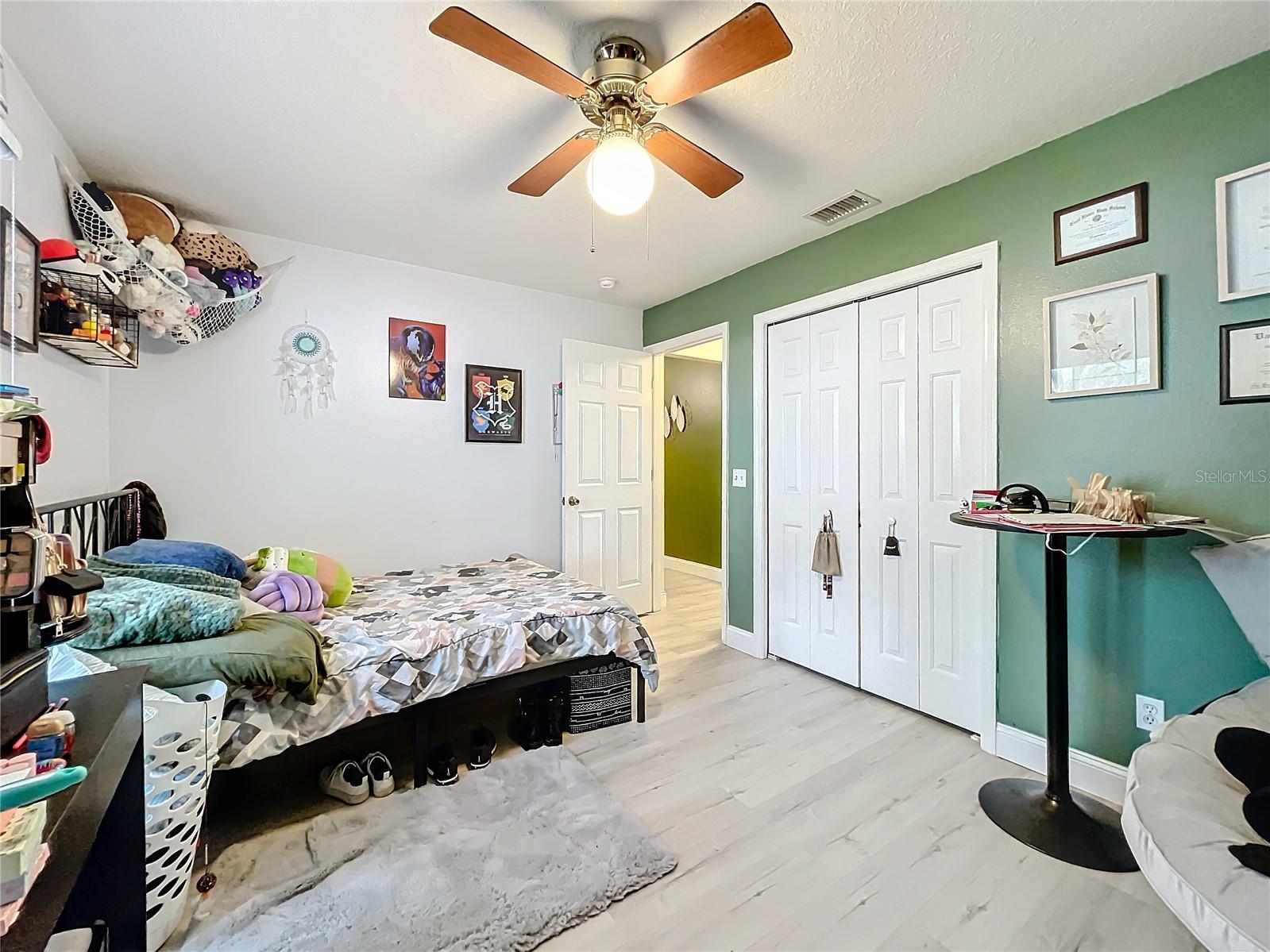 37042 SANDY LN, GRAND ISLAND, FL, 32735