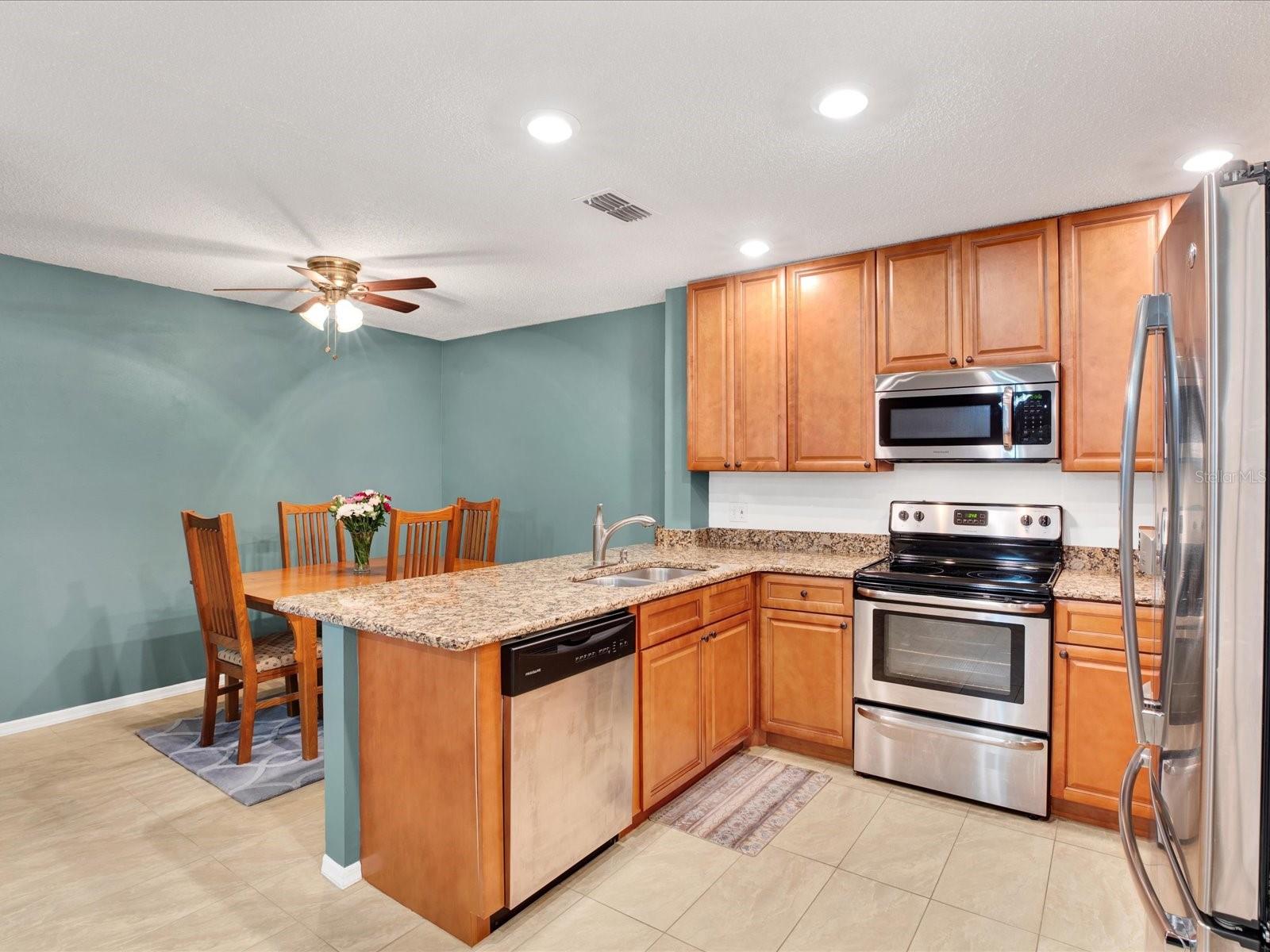 4524 SOUTHAMPTON CT #4524, TAMPA, FL, 33618