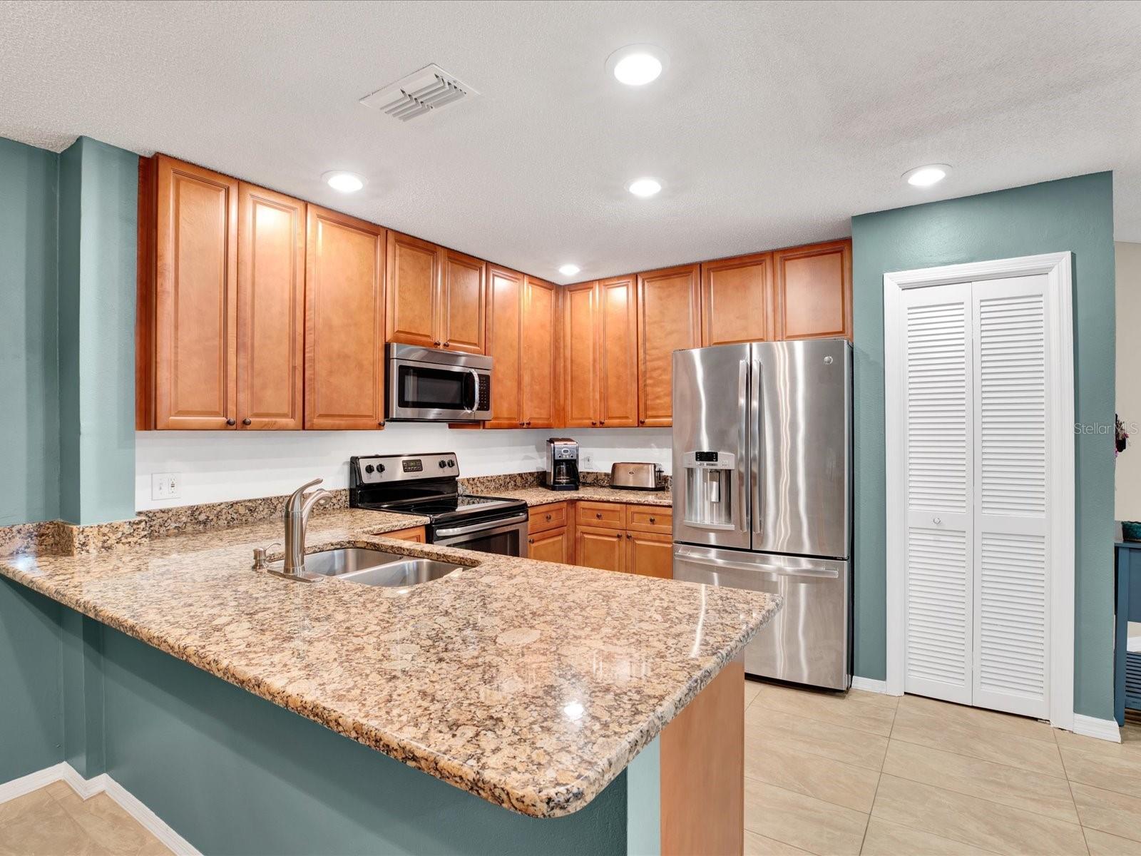 4524 SOUTHAMPTON CT #4524, TAMPA, FL, 33618