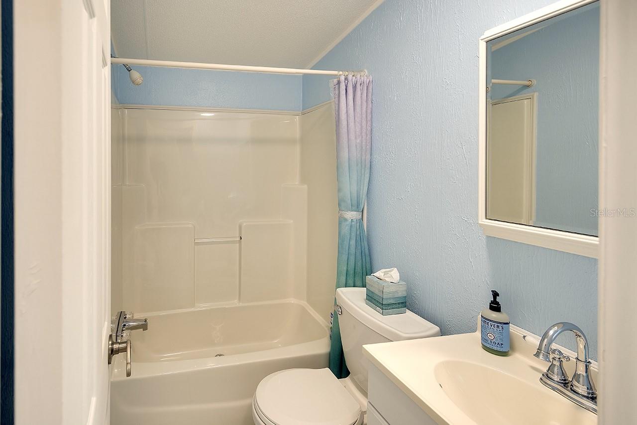 2081 DETROITER ST, SARASOTA, FL, 34231