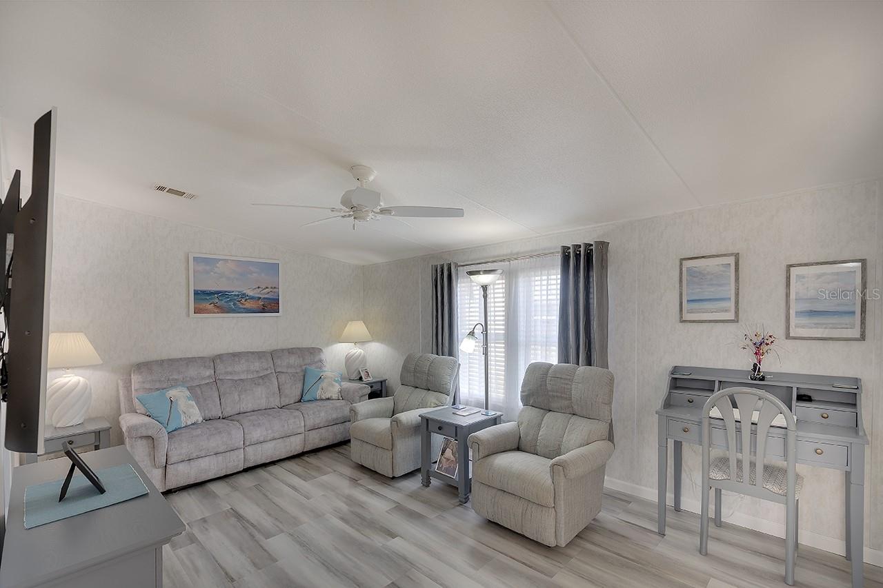 2081 DETROITER ST, SARASOTA, FL, 34231