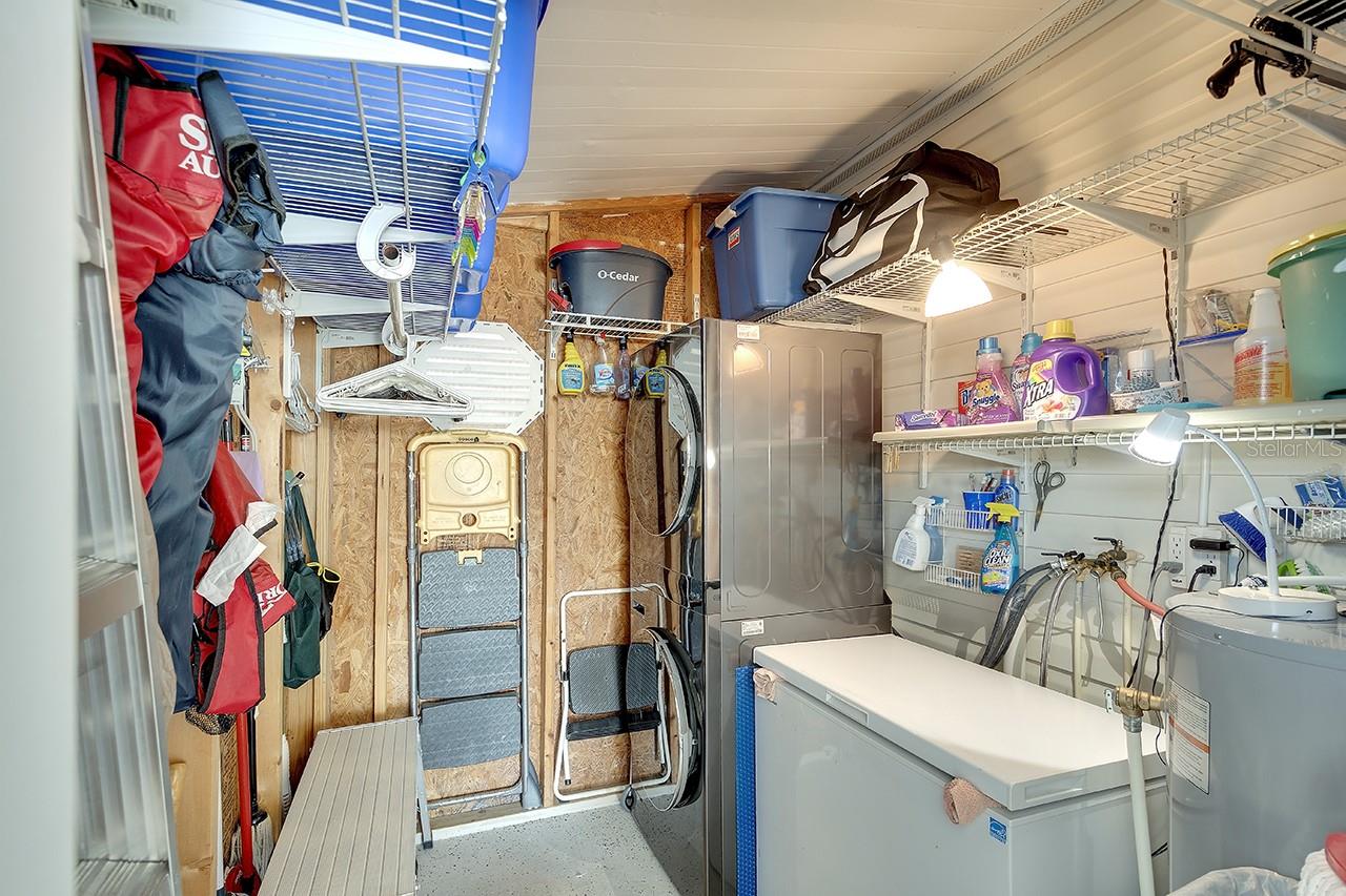 2081 DETROITER ST, SARASOTA, FL, 34231