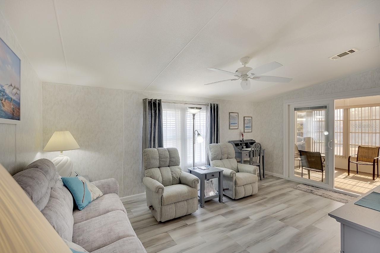 2081 DETROITER ST, SARASOTA, FL, 34231