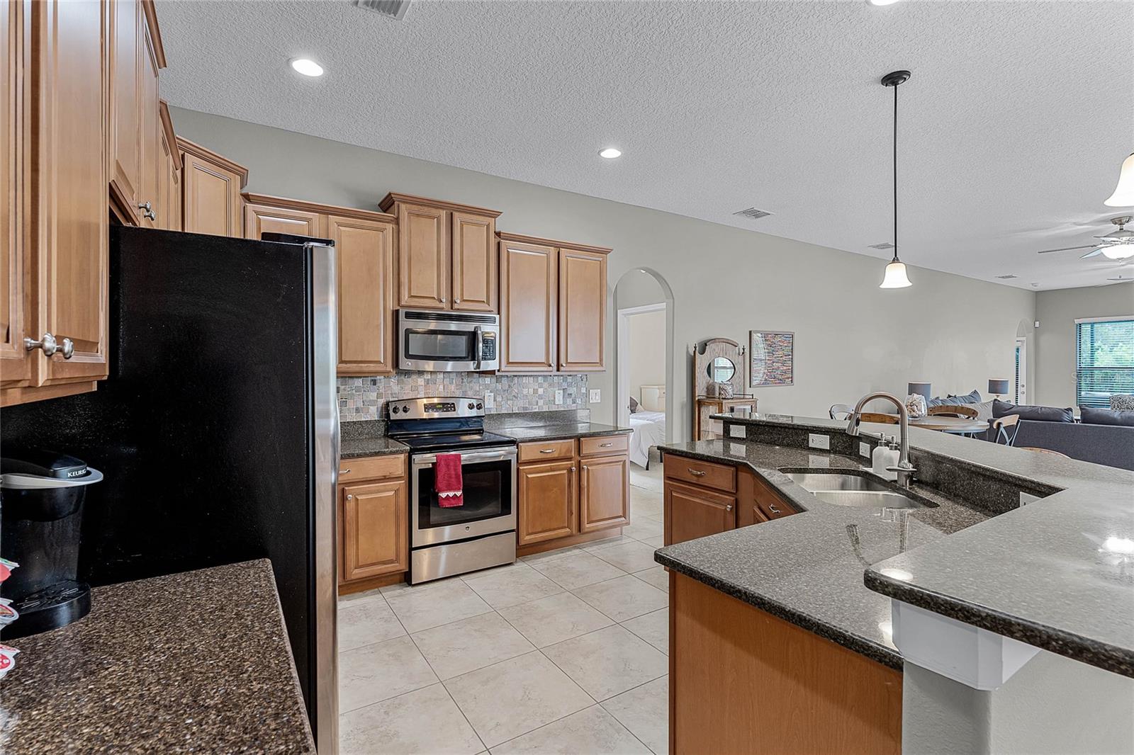 2829 AUTUMN BREEZE WAY, KISSIMMEE, FL, 34744
