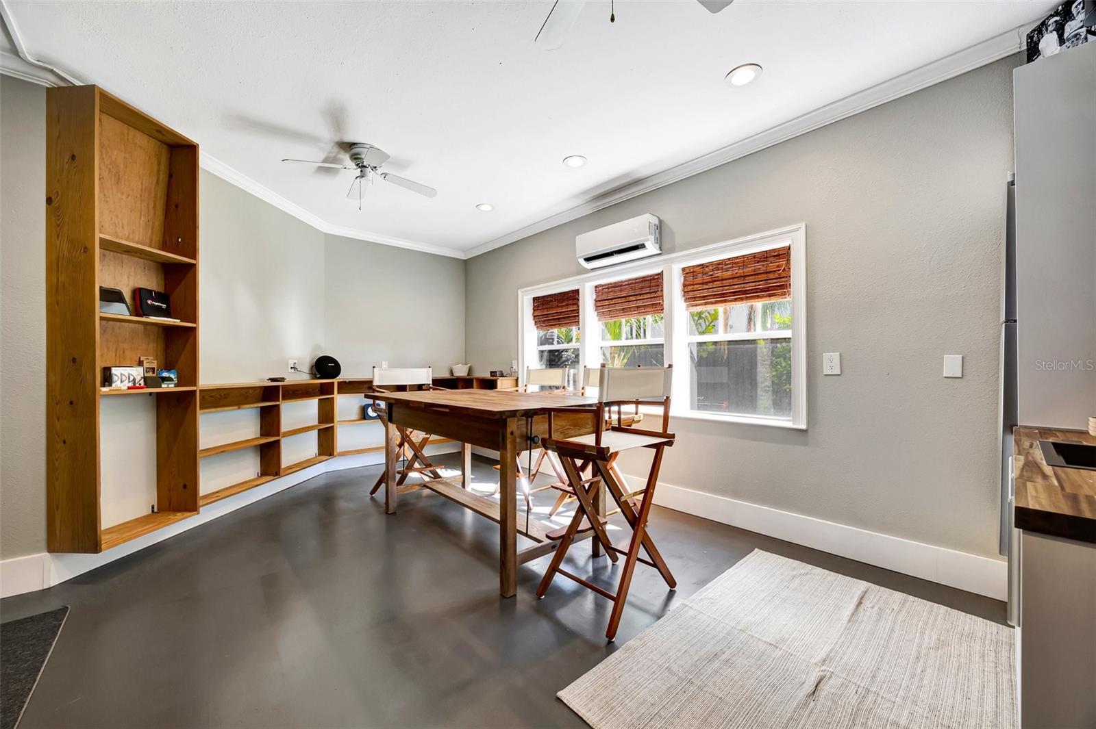 4707 TROYDALE RD, TAMPA, FL, 33615